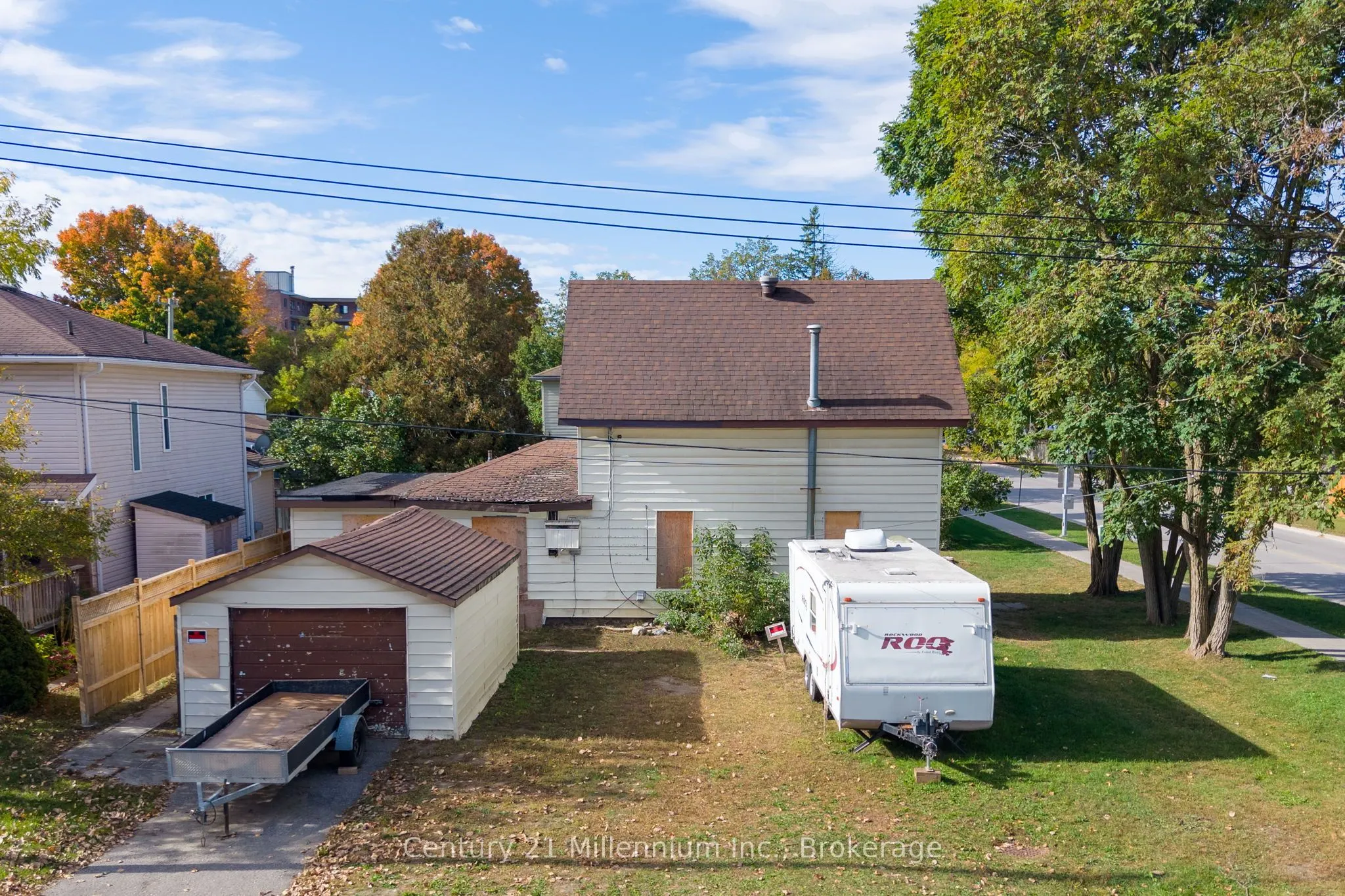 469 Robert Street