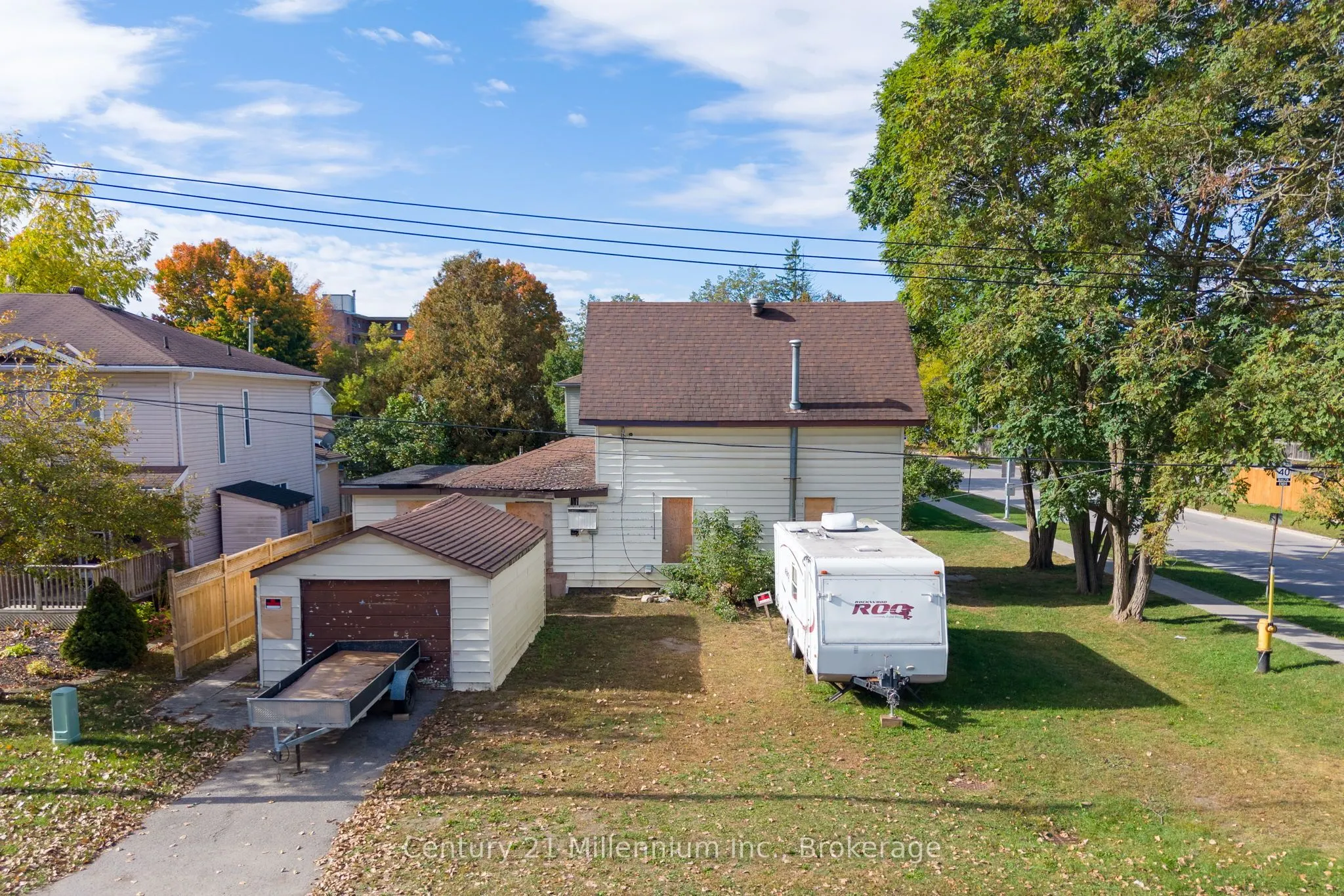 469 Robert Street