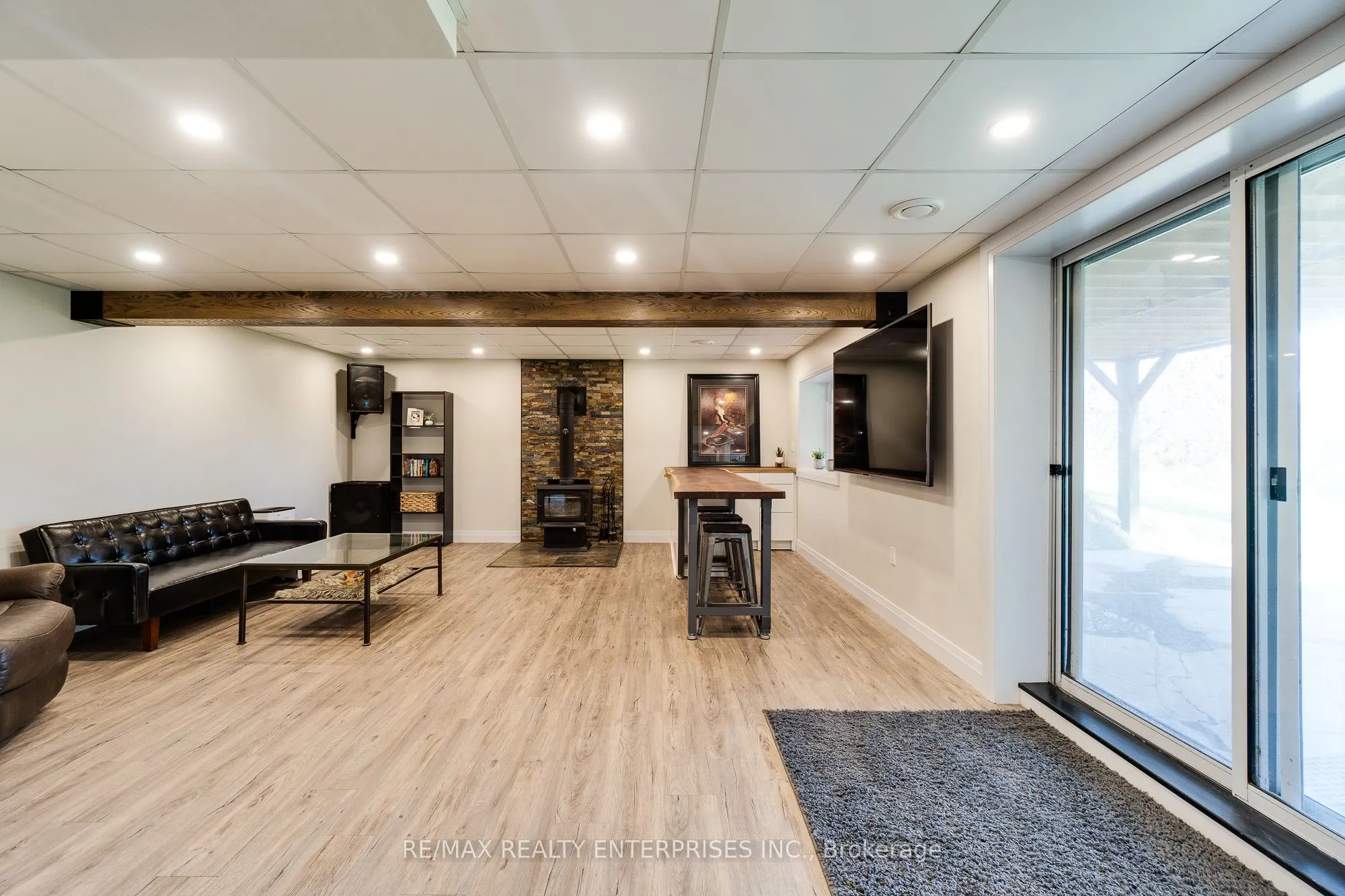 2035 Quarry Road