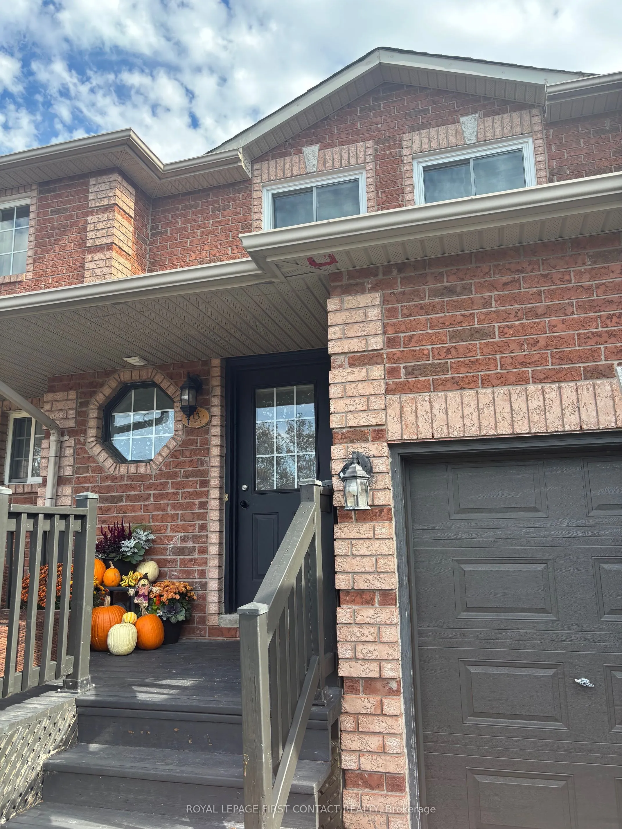 13 Lee Crescent