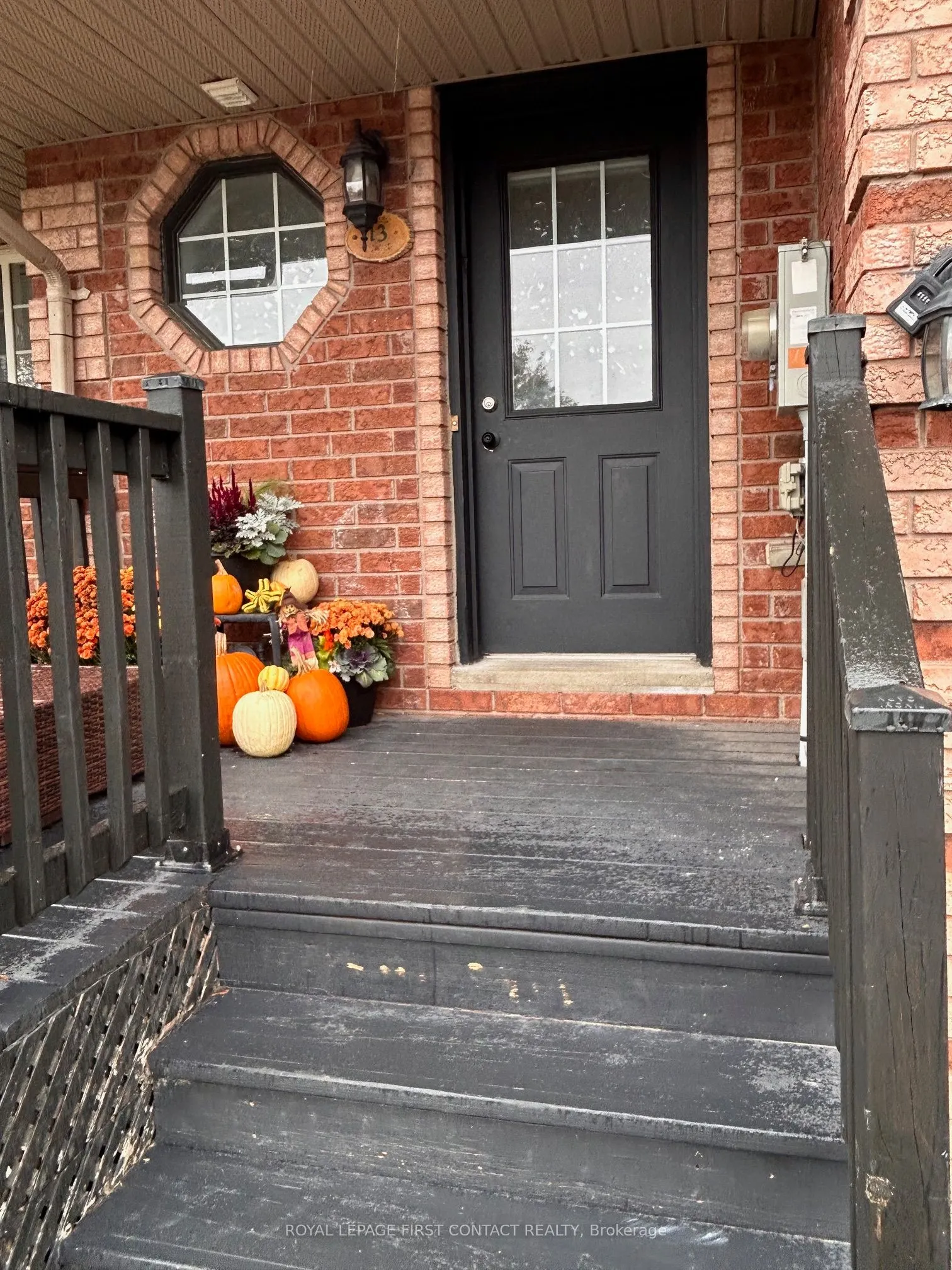 13 Lee Crescent