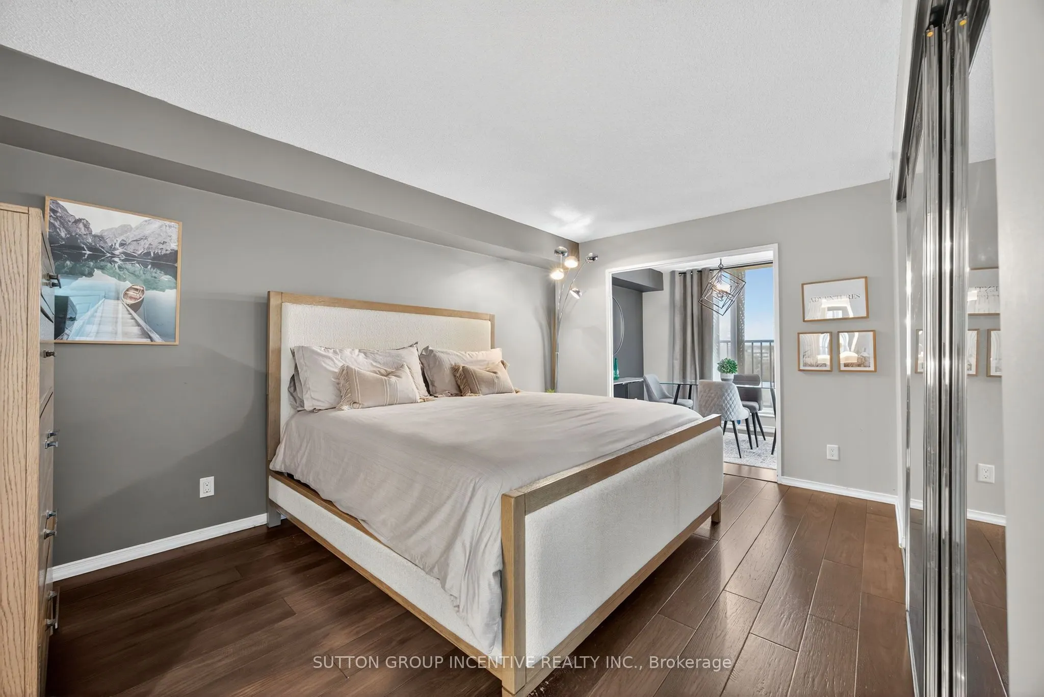 150 DUNLOP Street E, #908