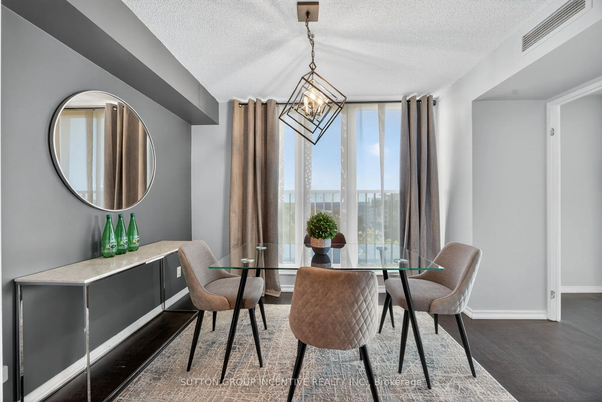 150 DUNLOP Street E, #908