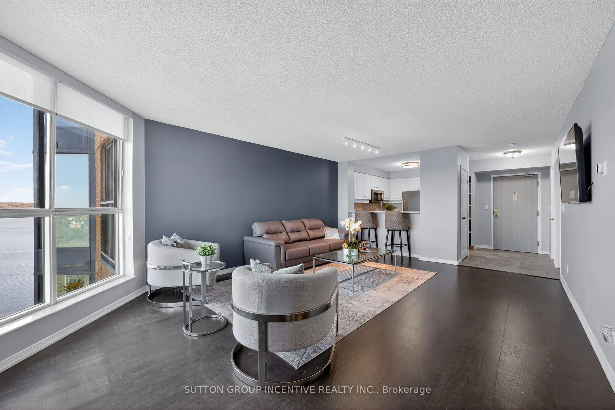 150 DUNLOP Street E, #908