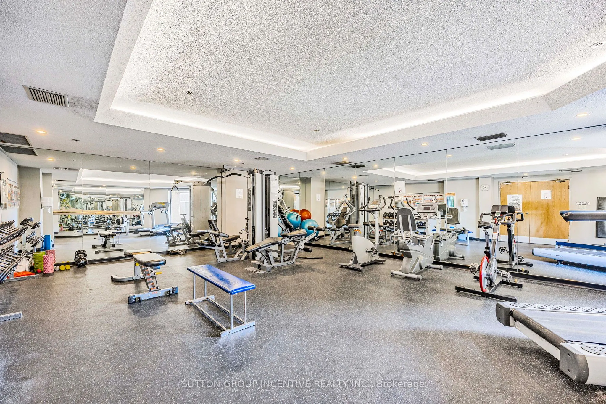 150 DUNLOP Street E, #908