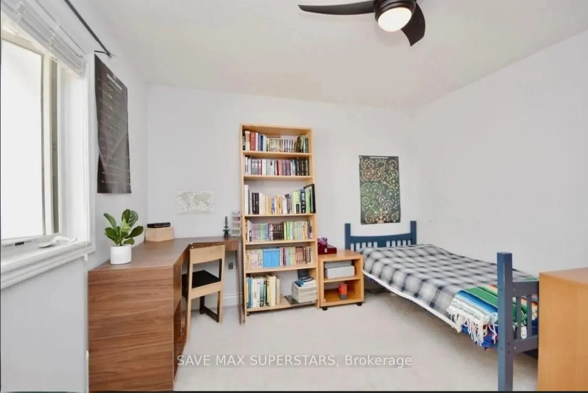 3063 Emperor Drive