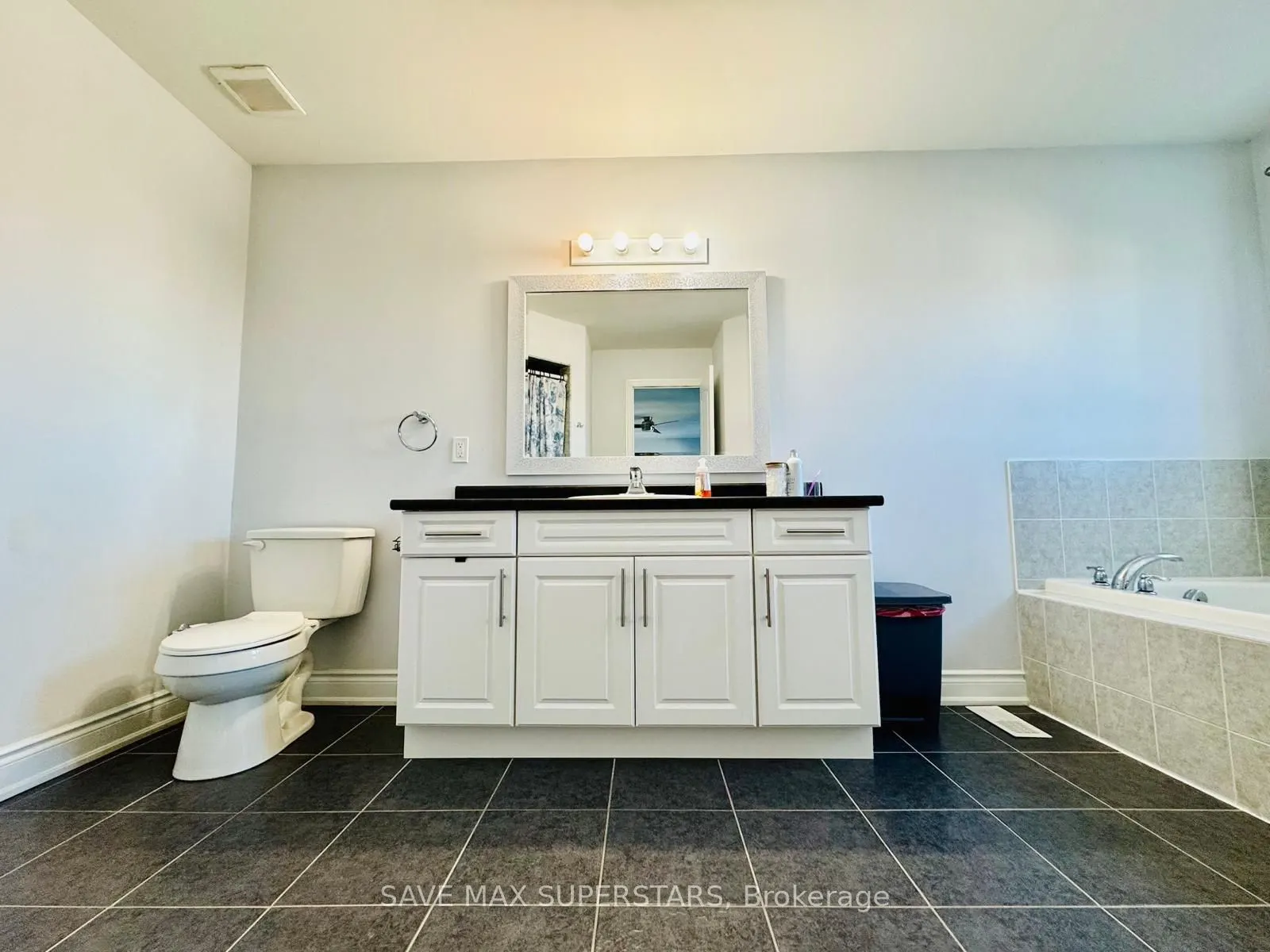 3063 Emperor Drive