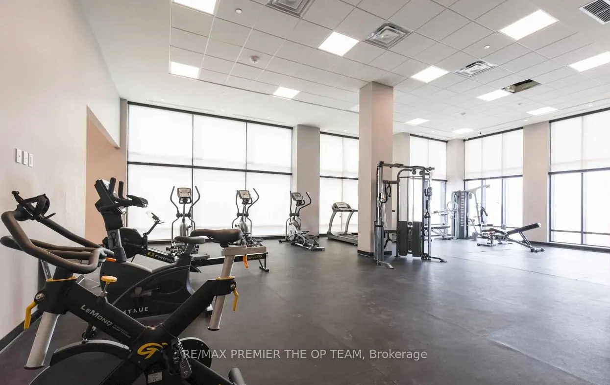 681 Yonge Street, #416