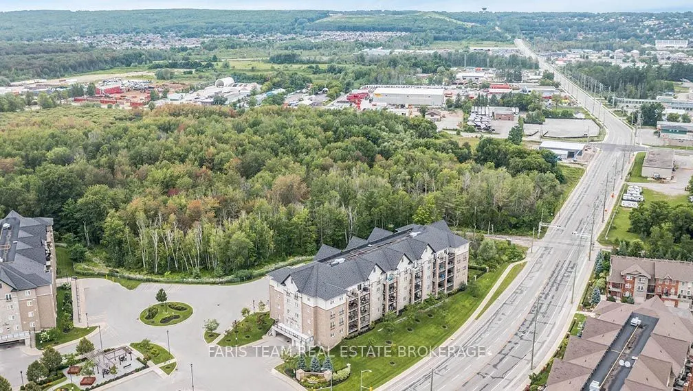 40 Ferndale Drive S, #210