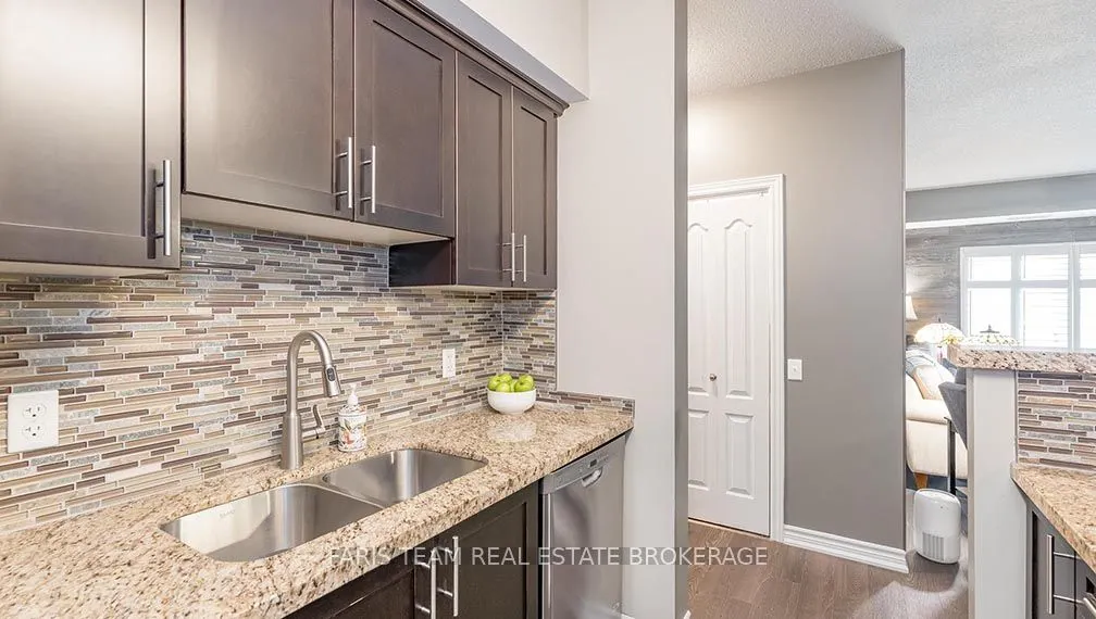 40 Ferndale Drive S, #210