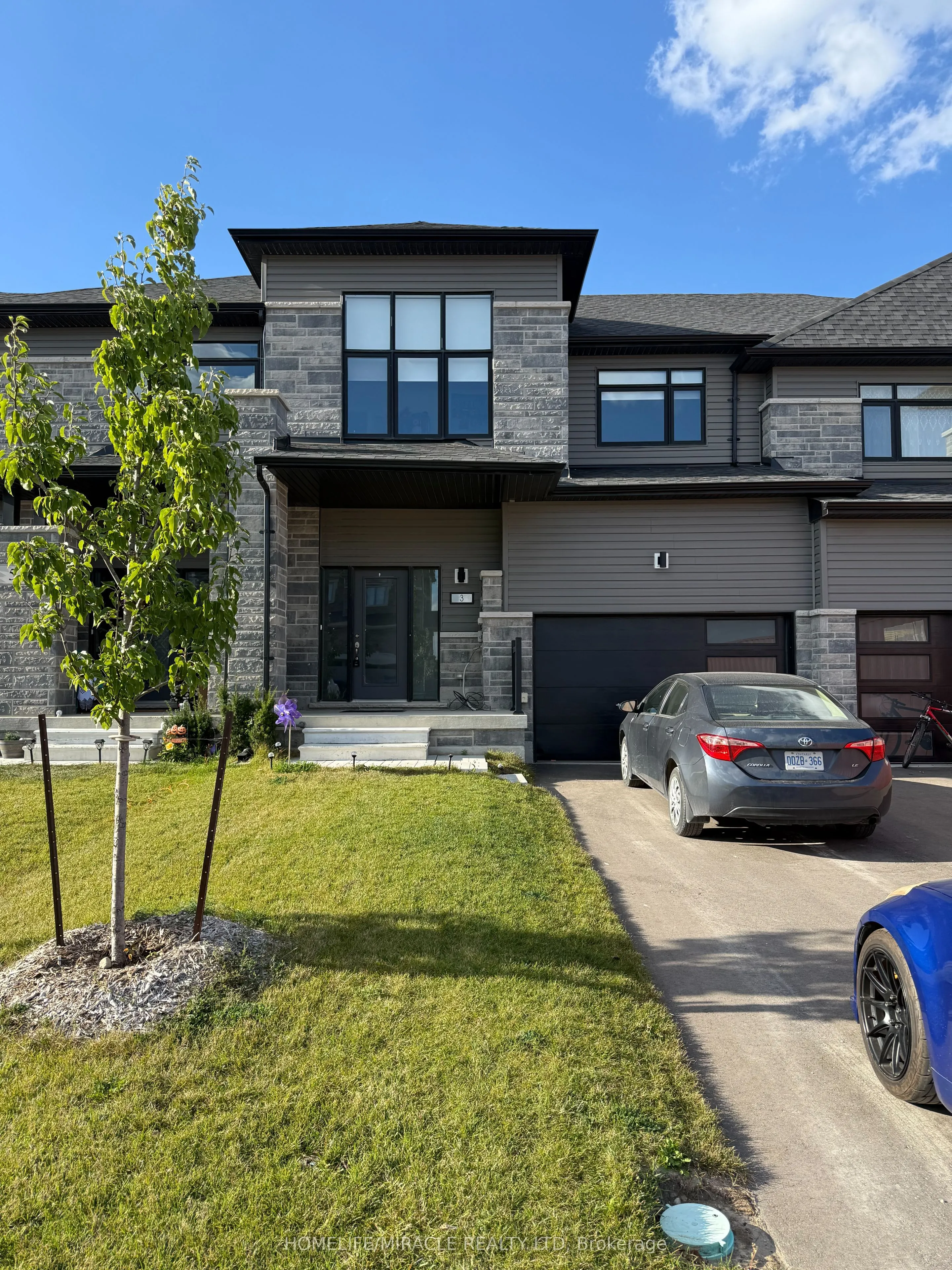 3 Federica Crescent