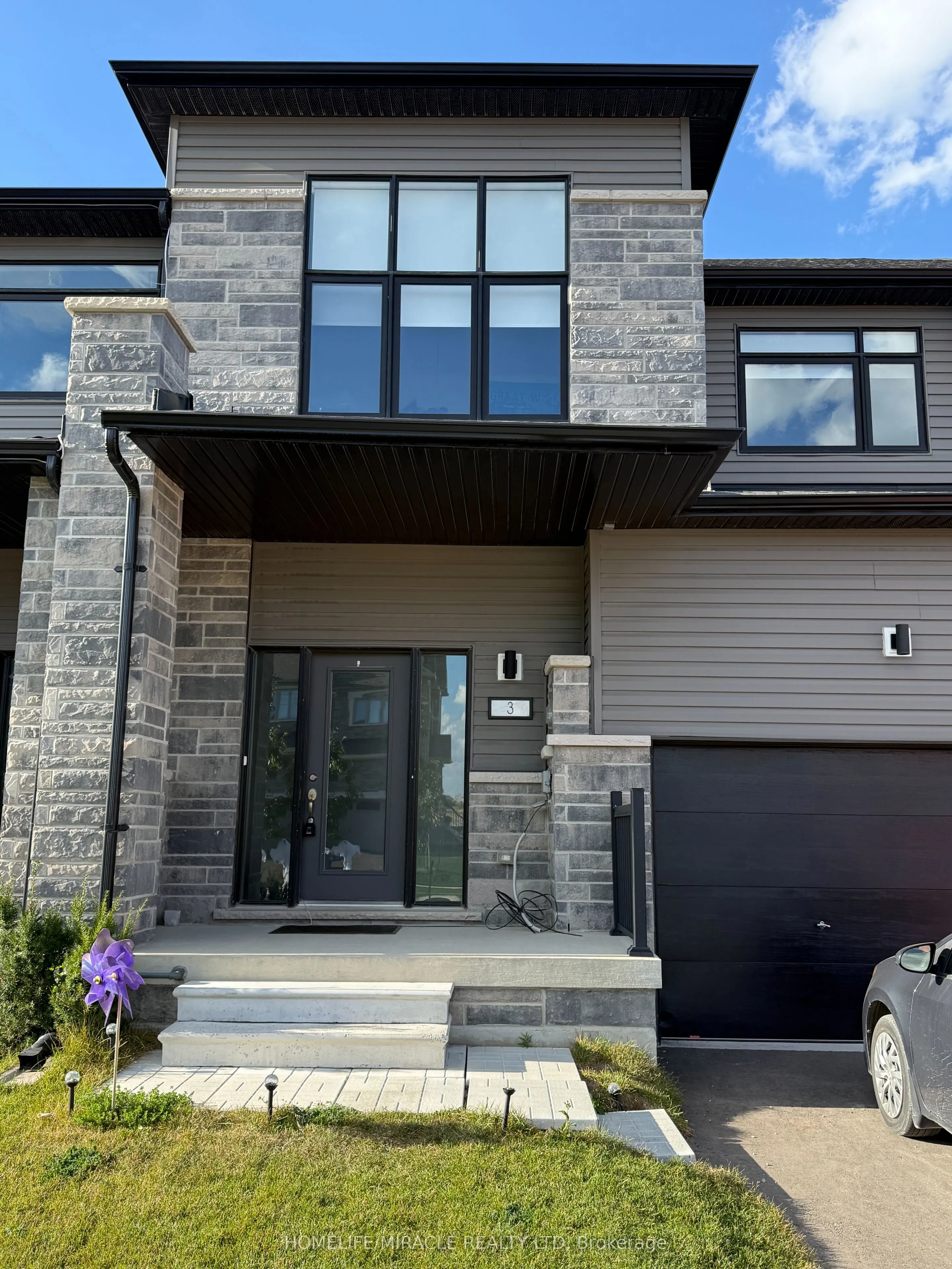 3 Federica Crescent