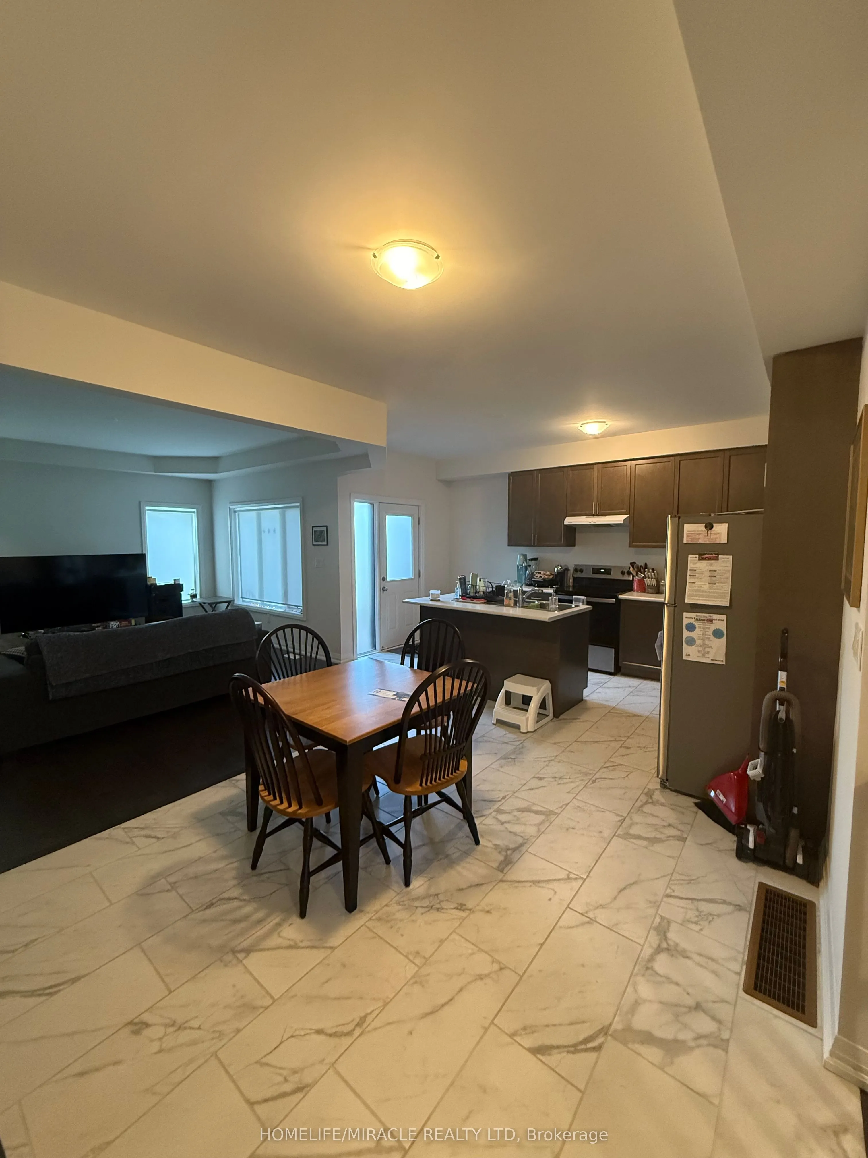 3 Federica Crescent