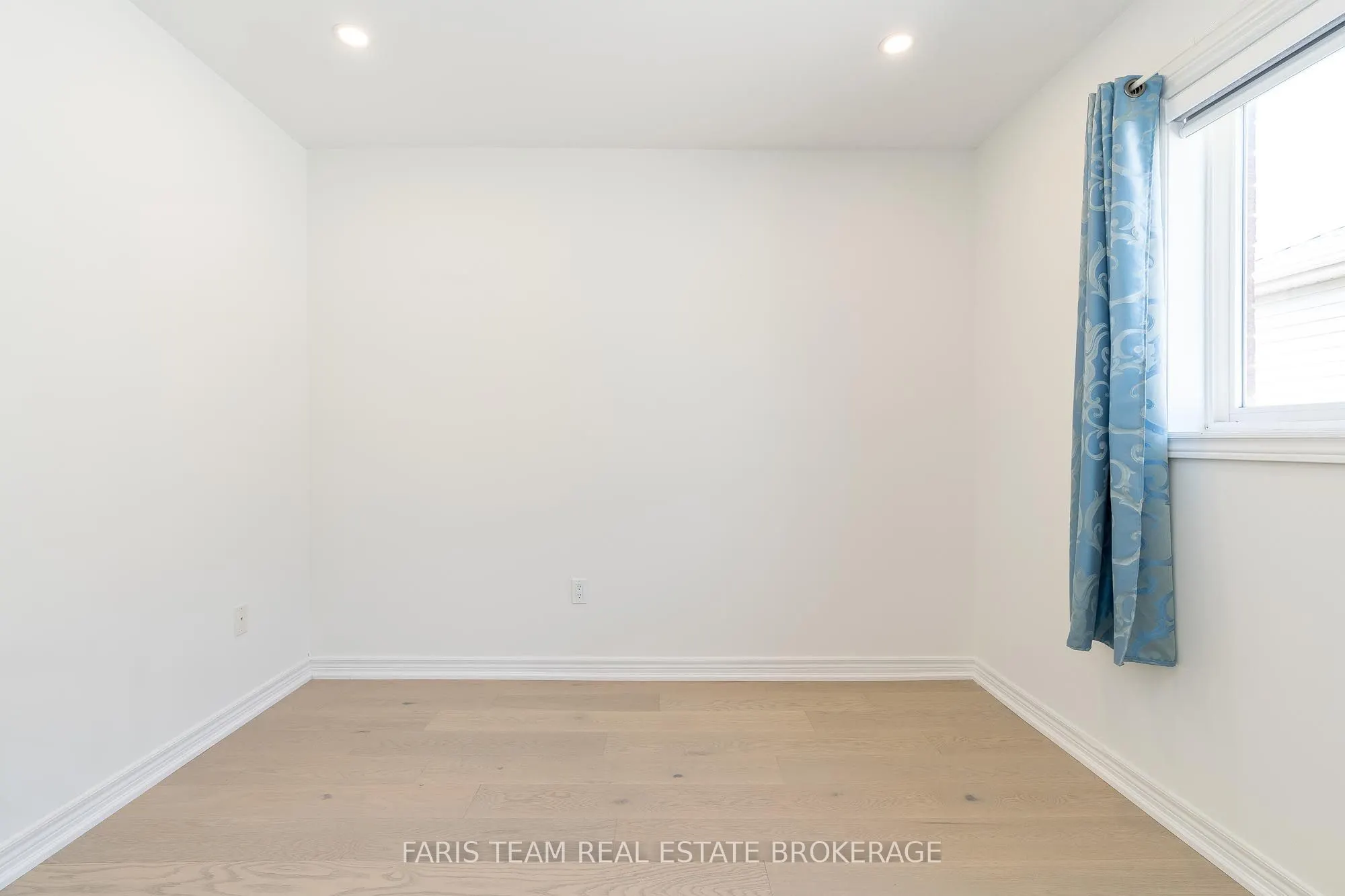 2 Vanessa Drive