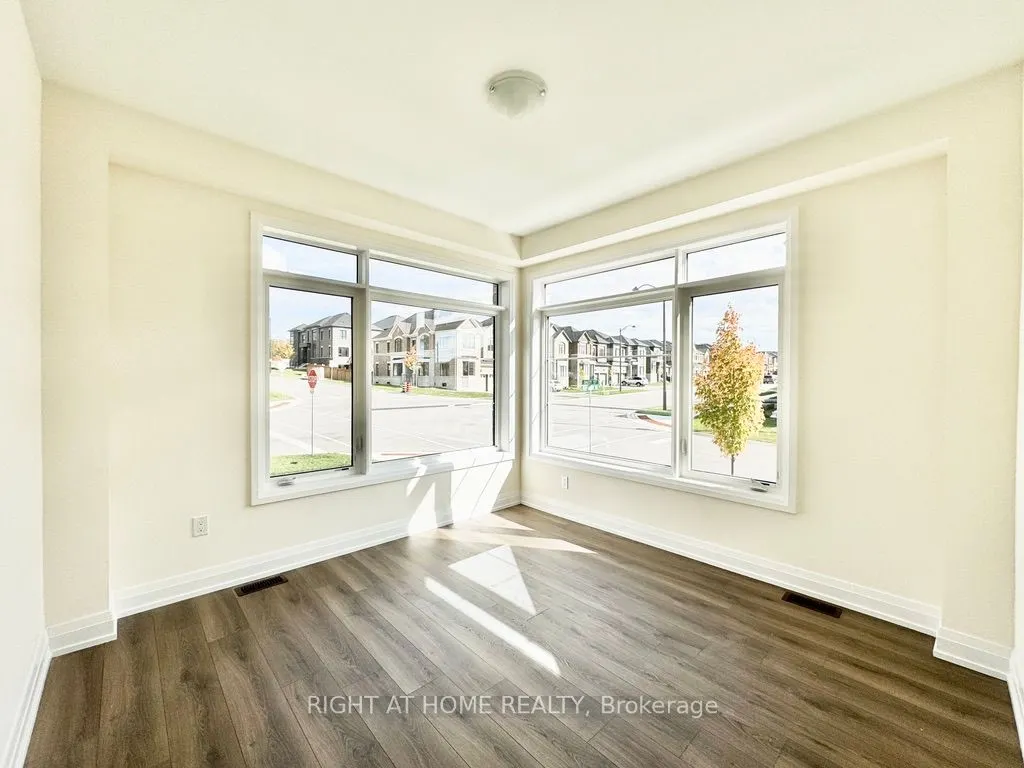 70 Bearberry Road, #Upper