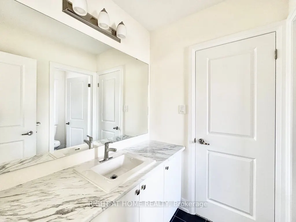 70 Bearberry Road, #Upper