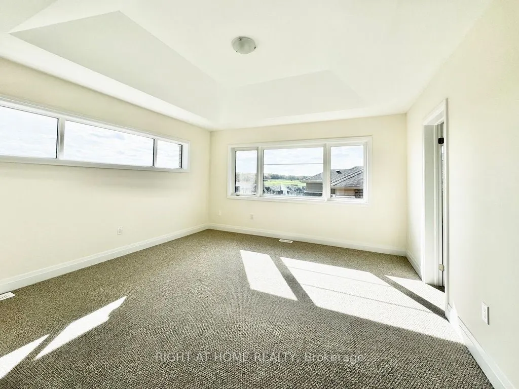 70 Bearberry Road, #Upper