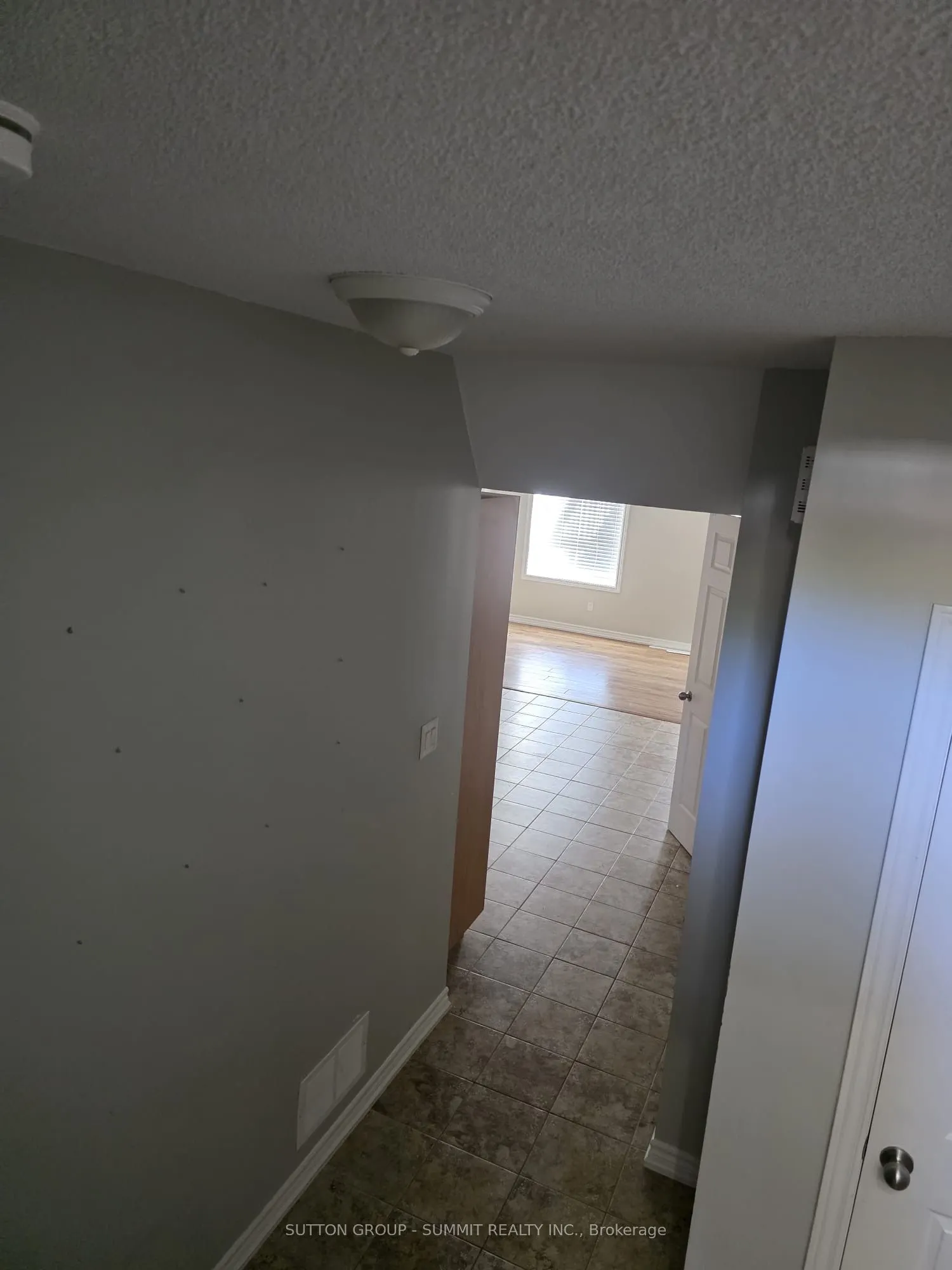 329 Edgehill Drive, #Lower