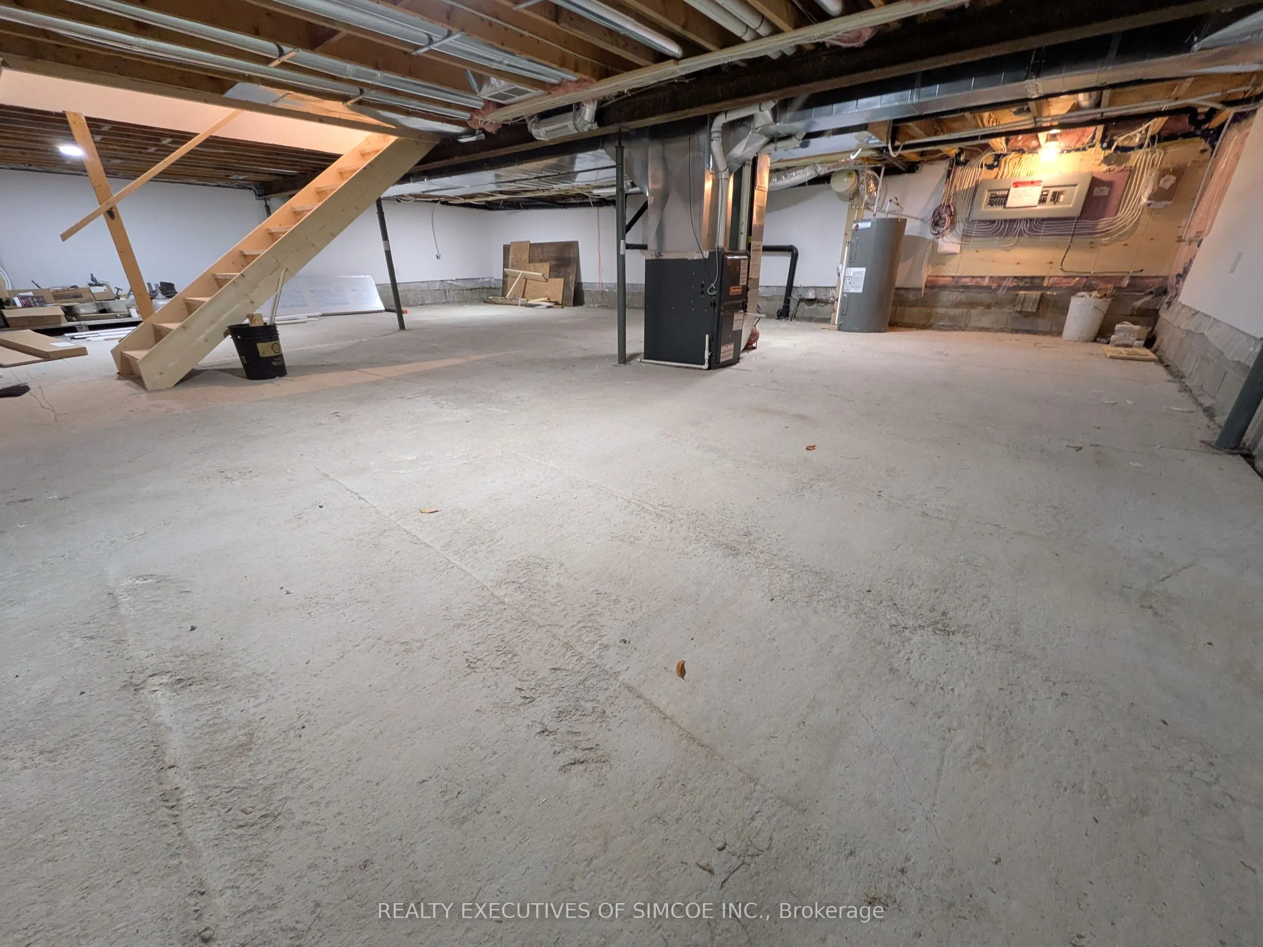 3464 Bayou Road