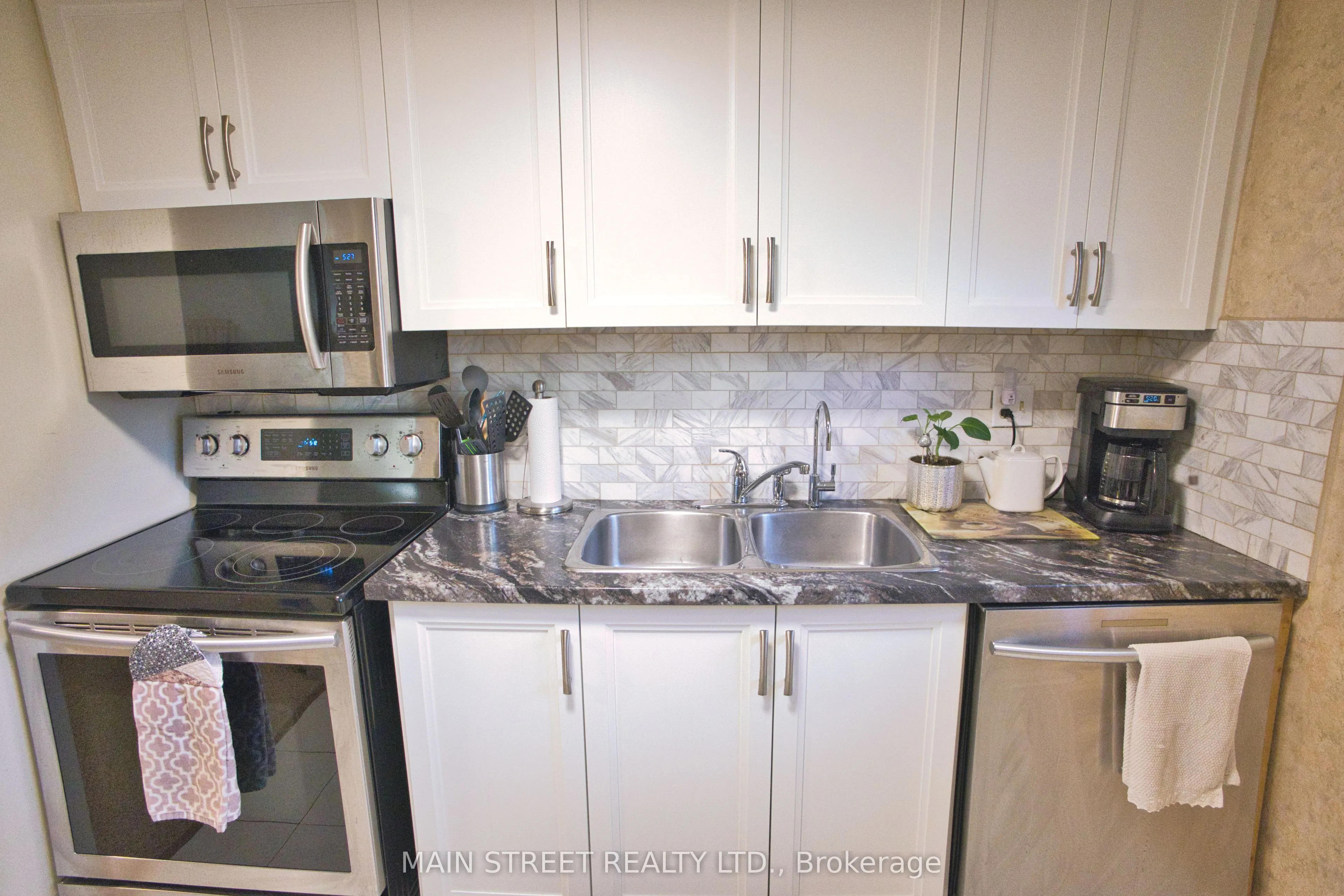 13 Quail Crescent, #22