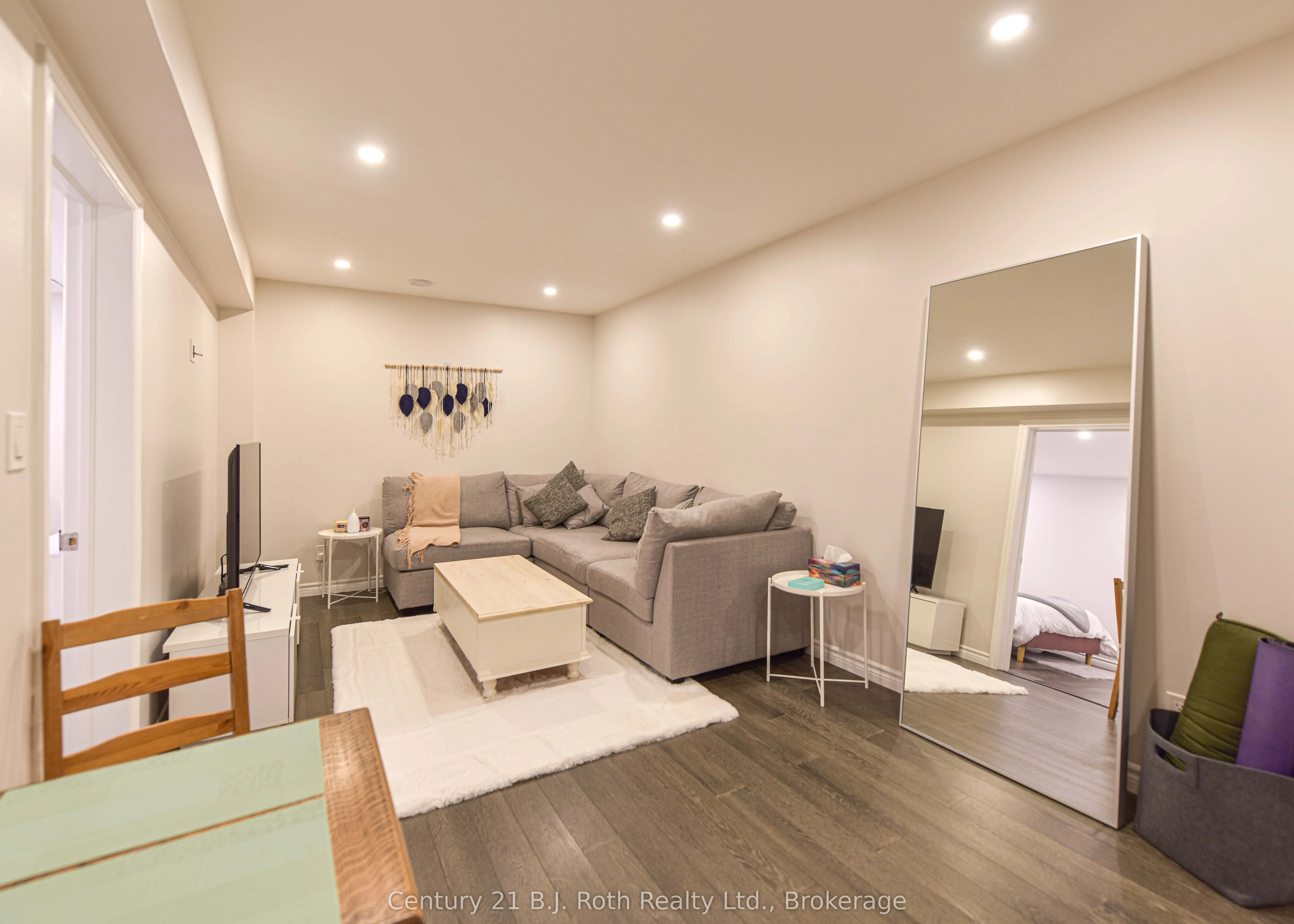 15 Isabella Drive