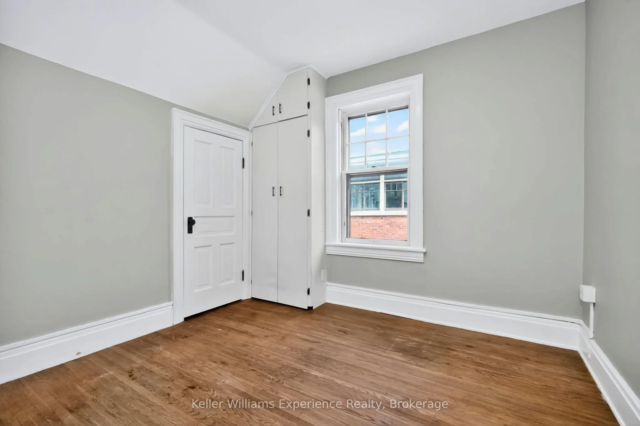 406 Dominion Avenue