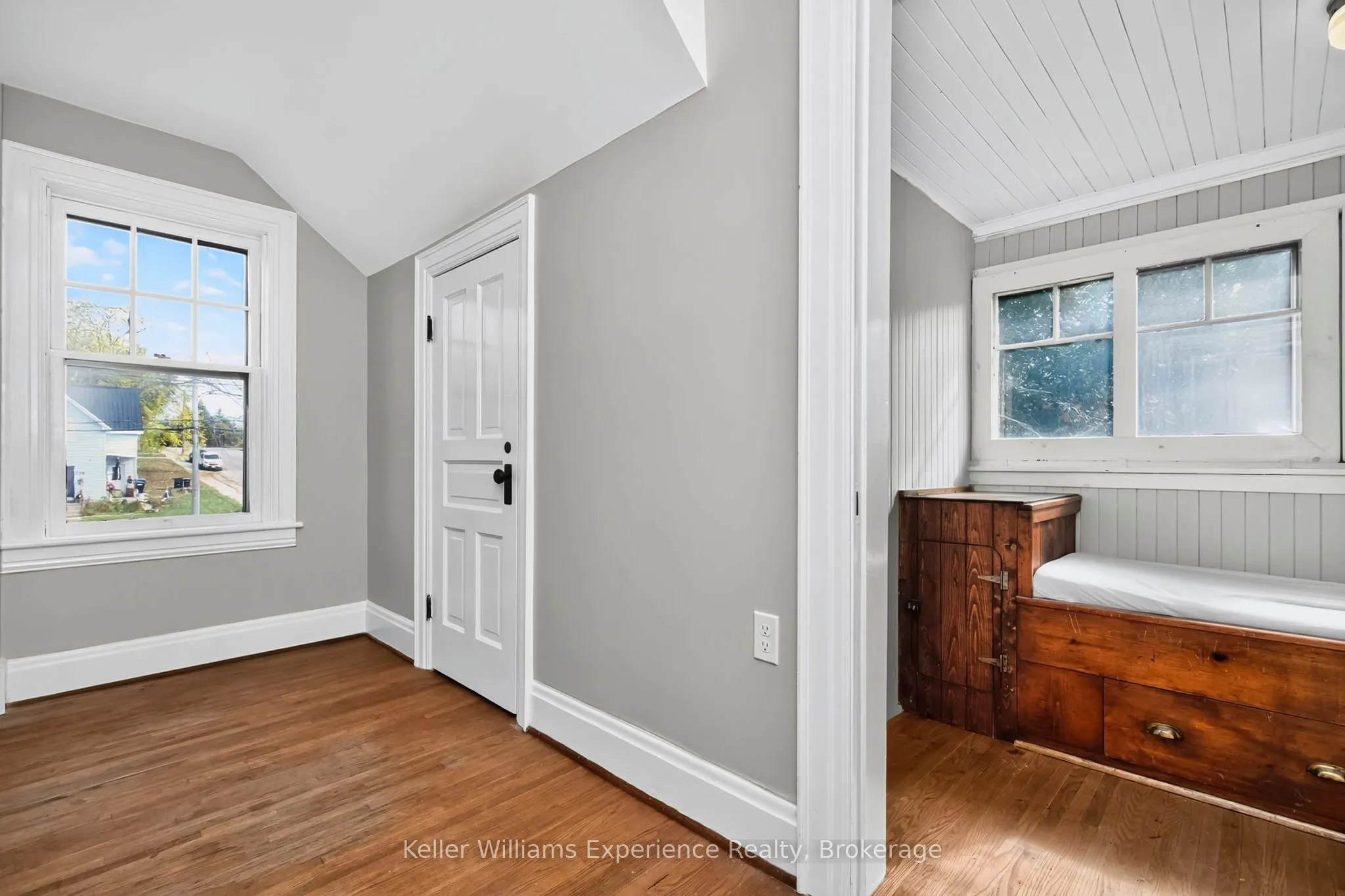 406 Dominion Avenue