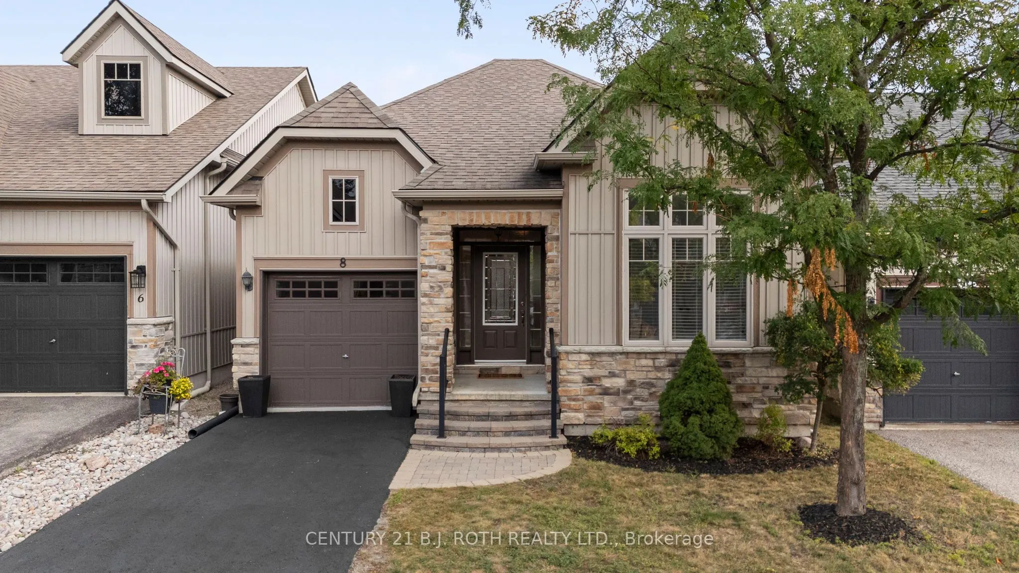 8 CANTERBURY Circle