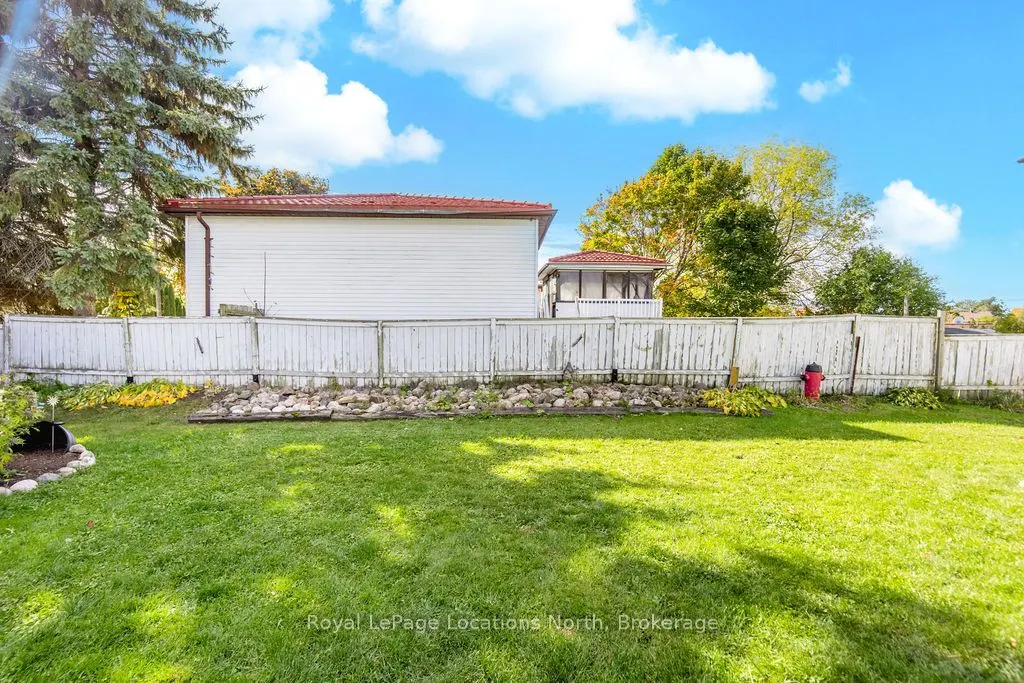 677 Bayview Drive