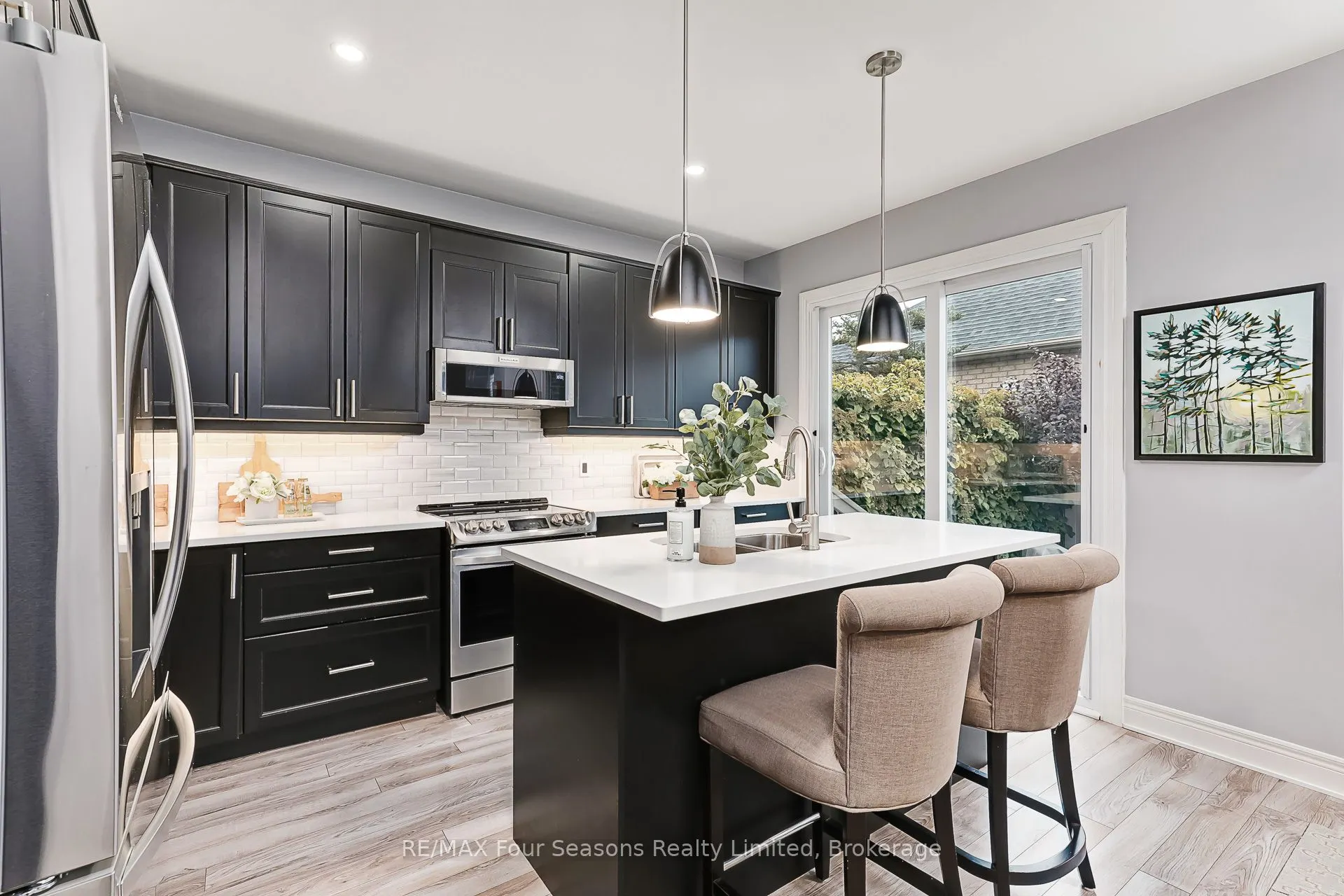 2 CALLARY Crescent