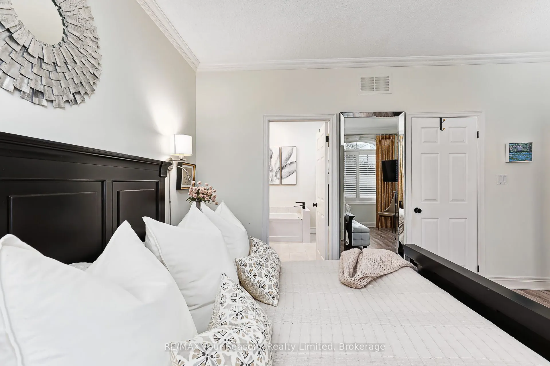 2 CALLARY Crescent