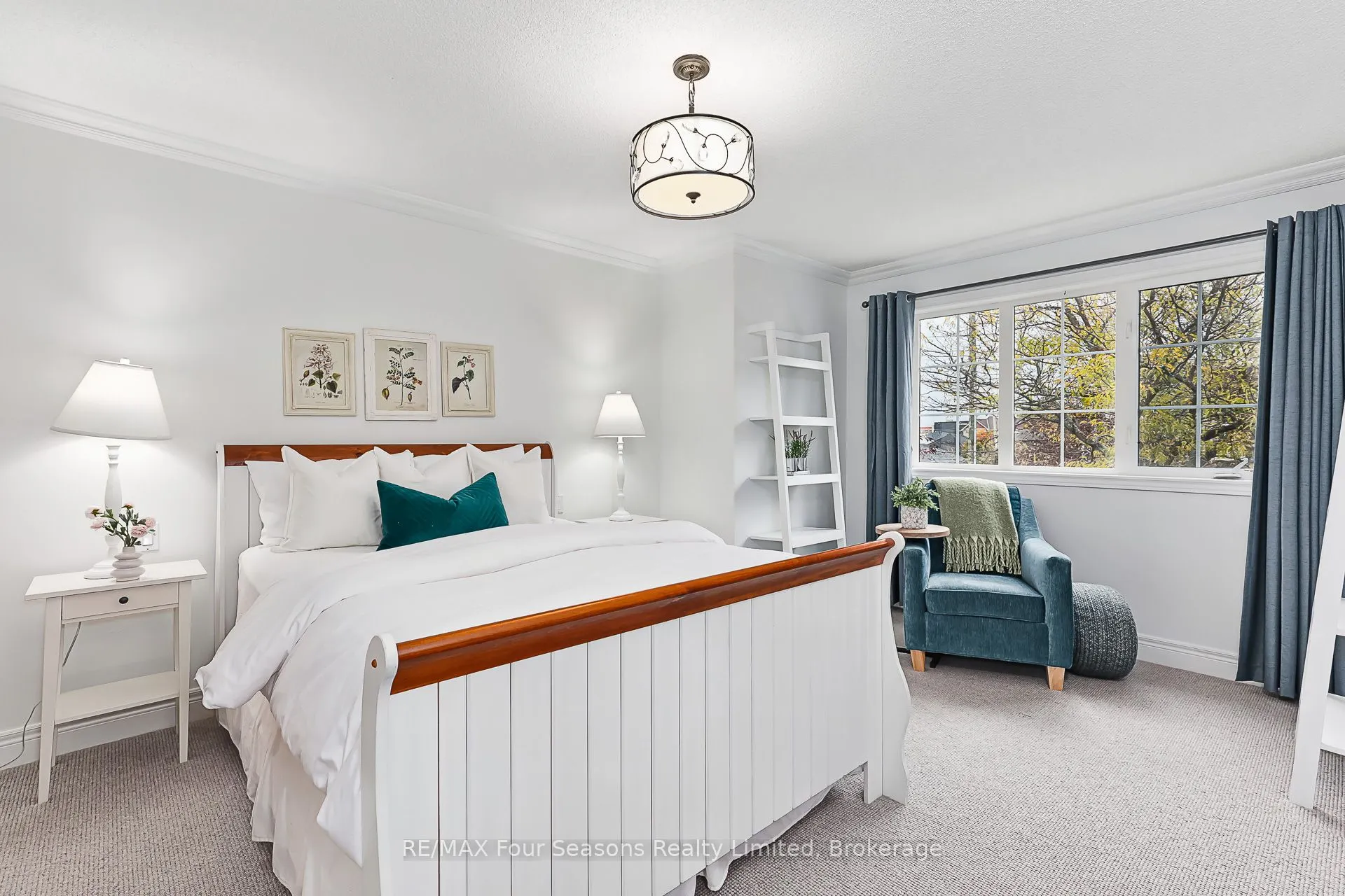 2 CALLARY Crescent