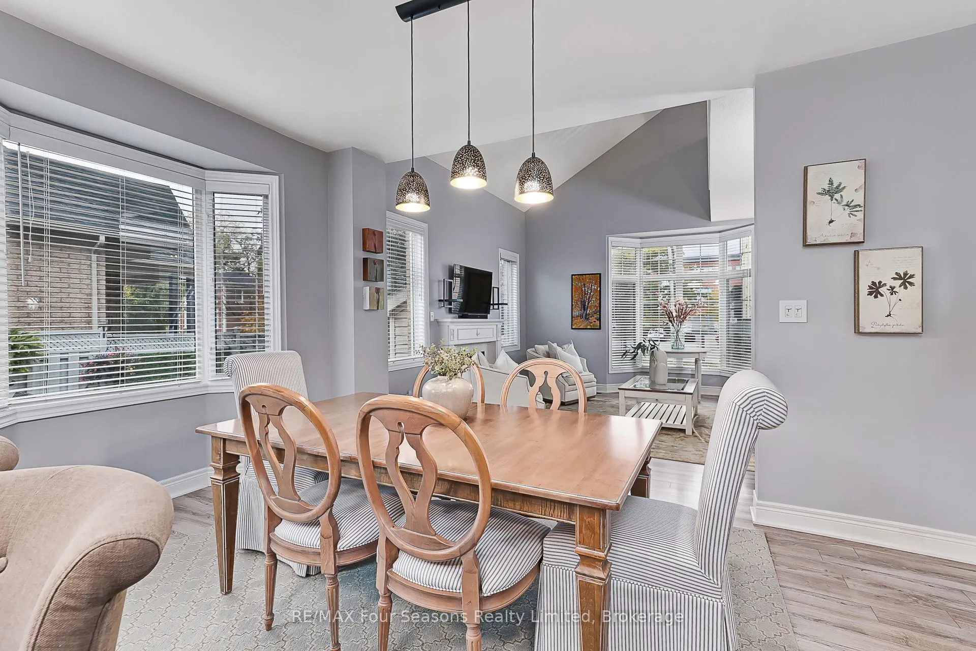 2 CALLARY Crescent