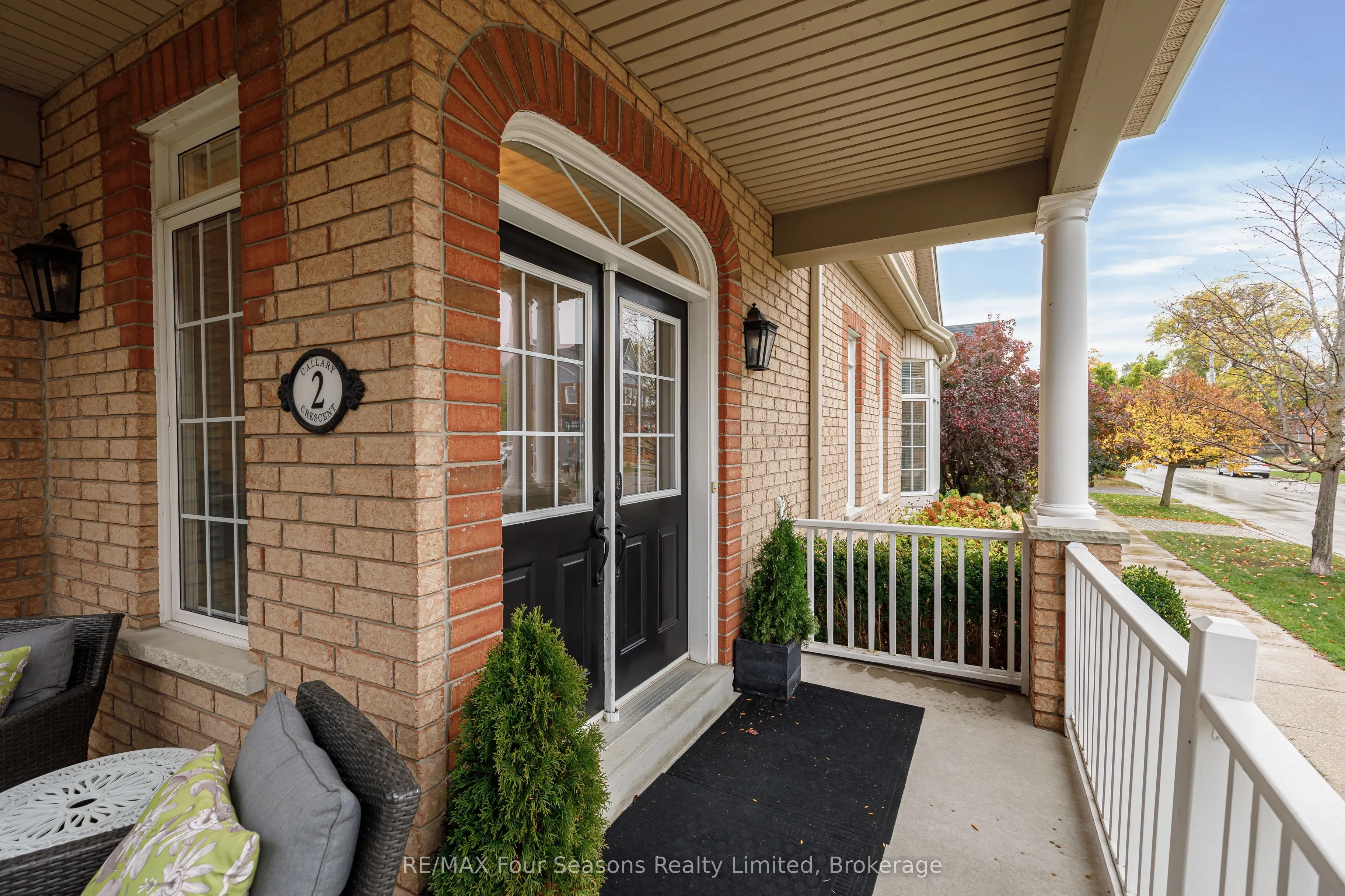 2 CALLARY Crescent
