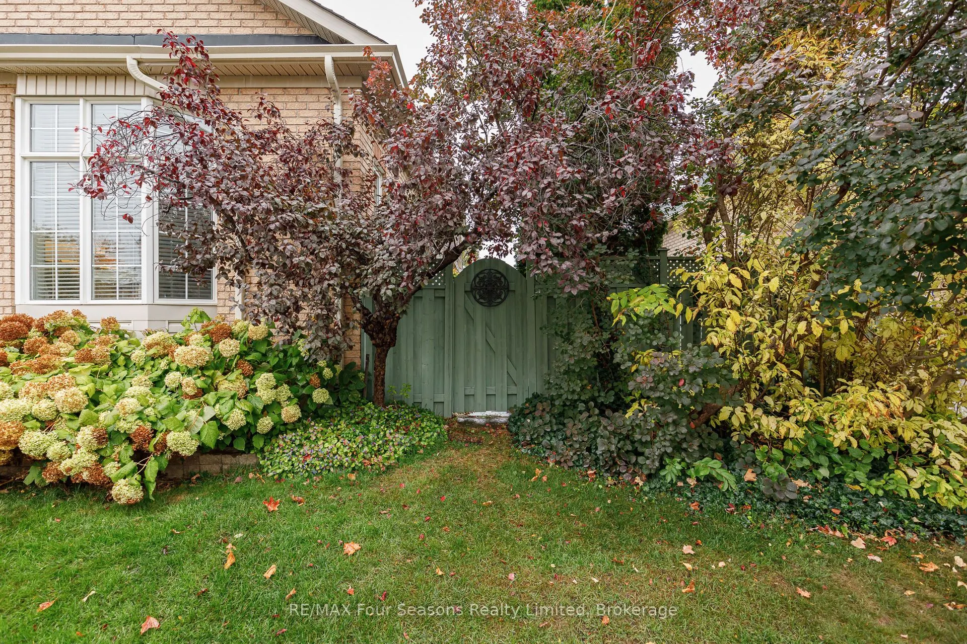 2 CALLARY Crescent