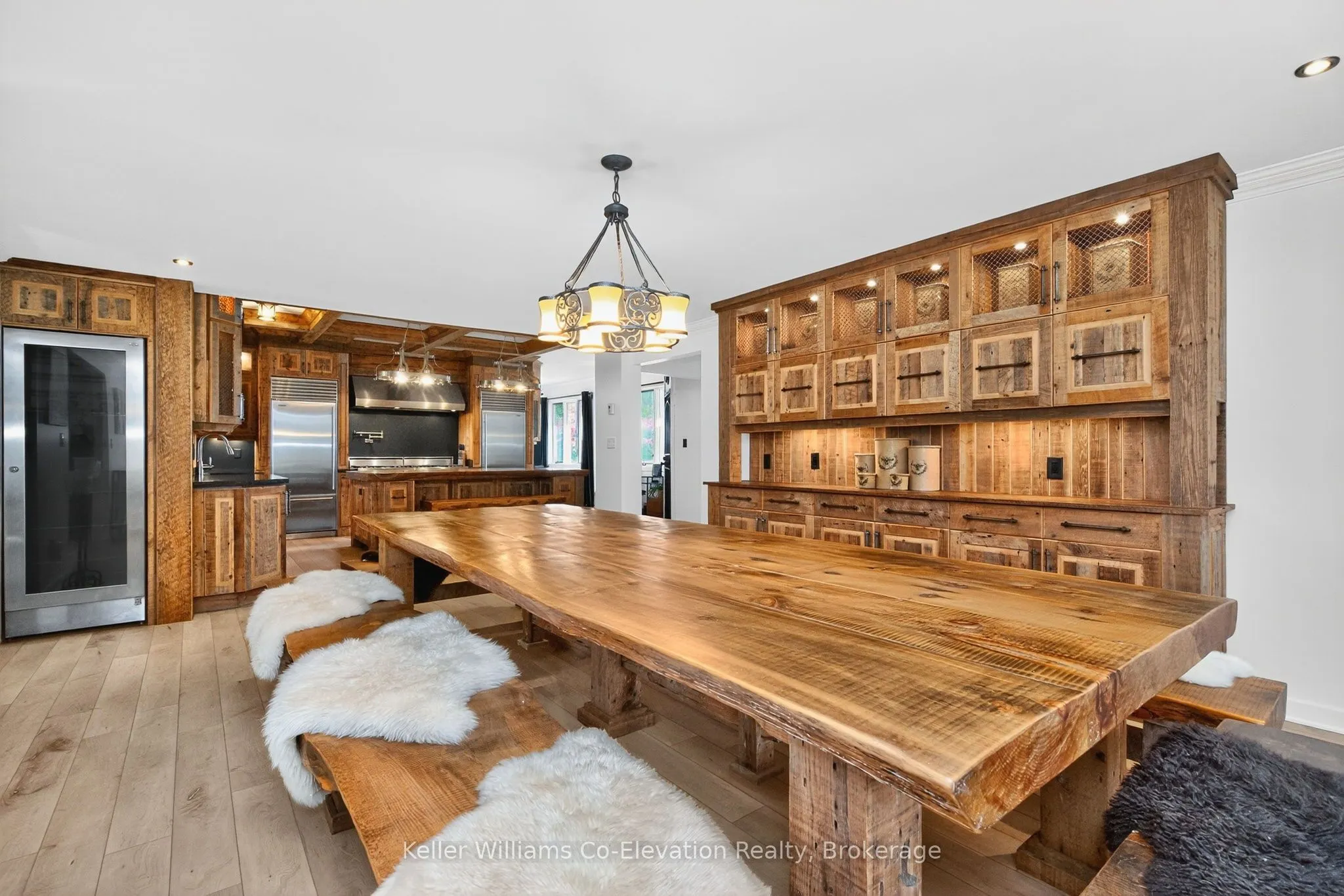 1076 Beaver Lane
