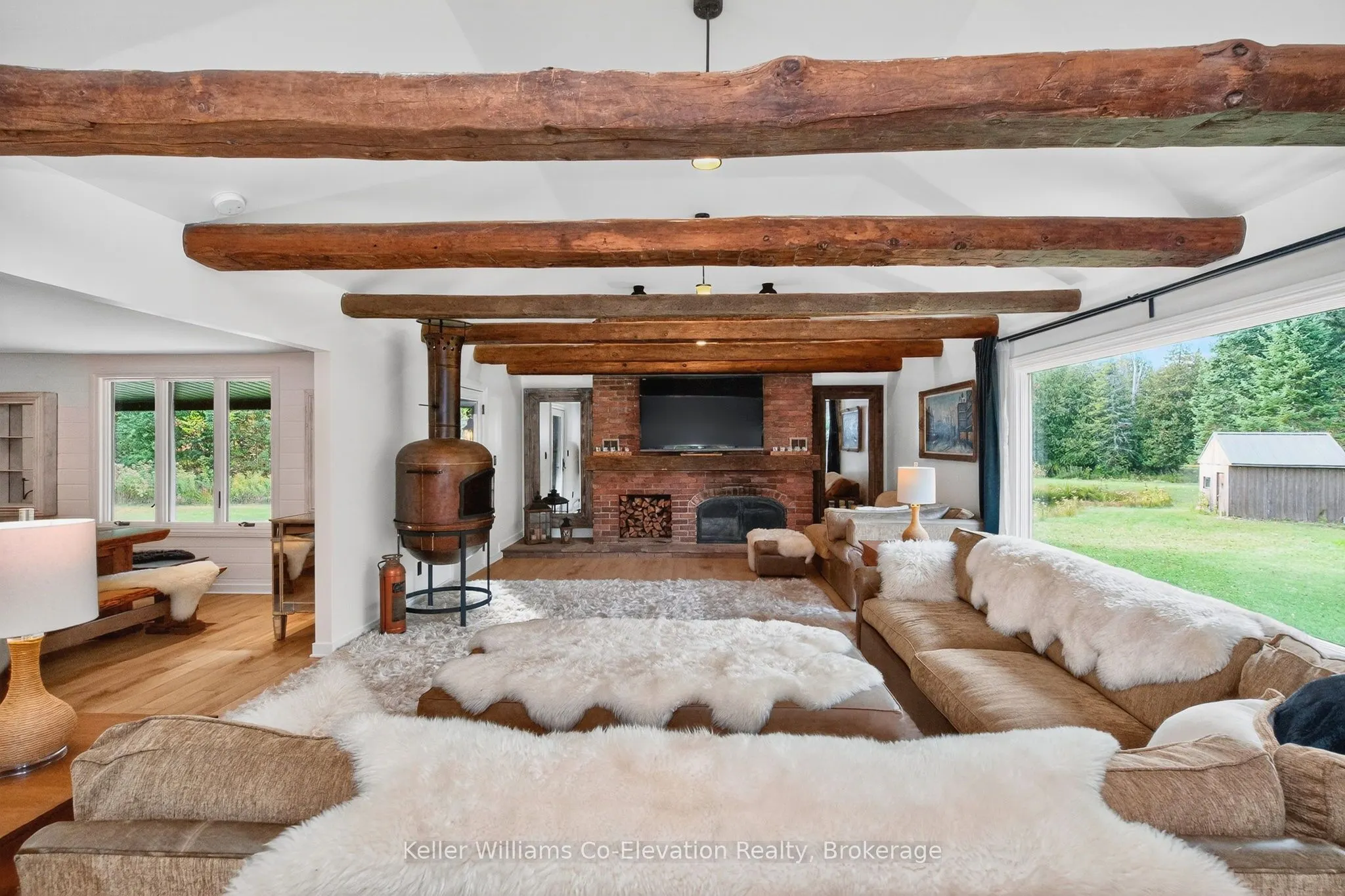 1076 Beaver Lane