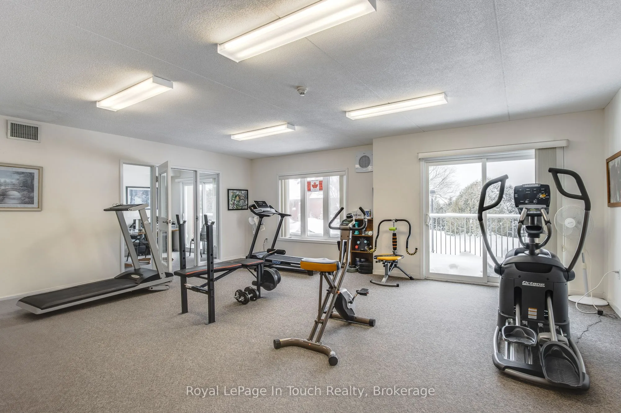 333 LAFONTAINE Road W, #102