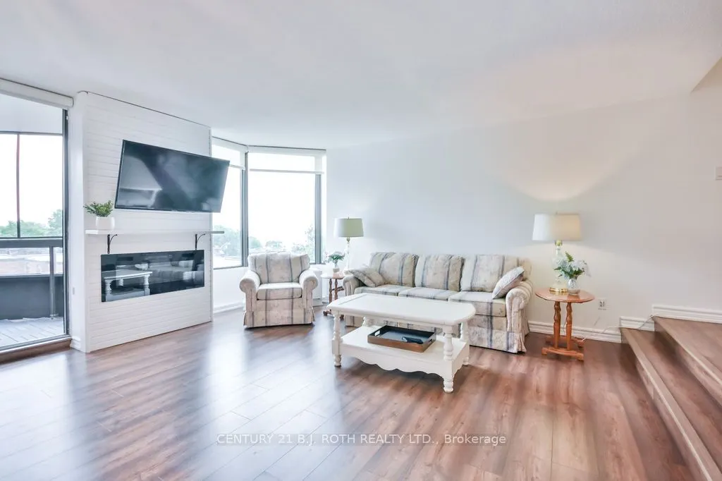 181 Collier Street, #405