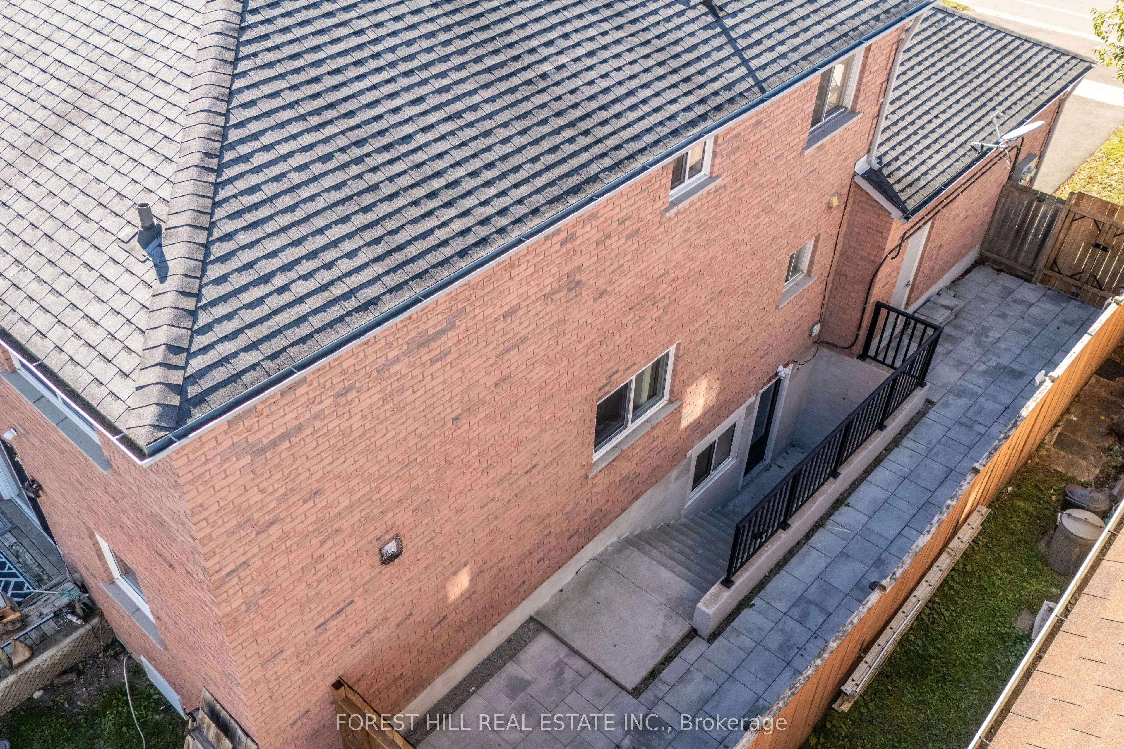 181 Johnson Street, #LOWER