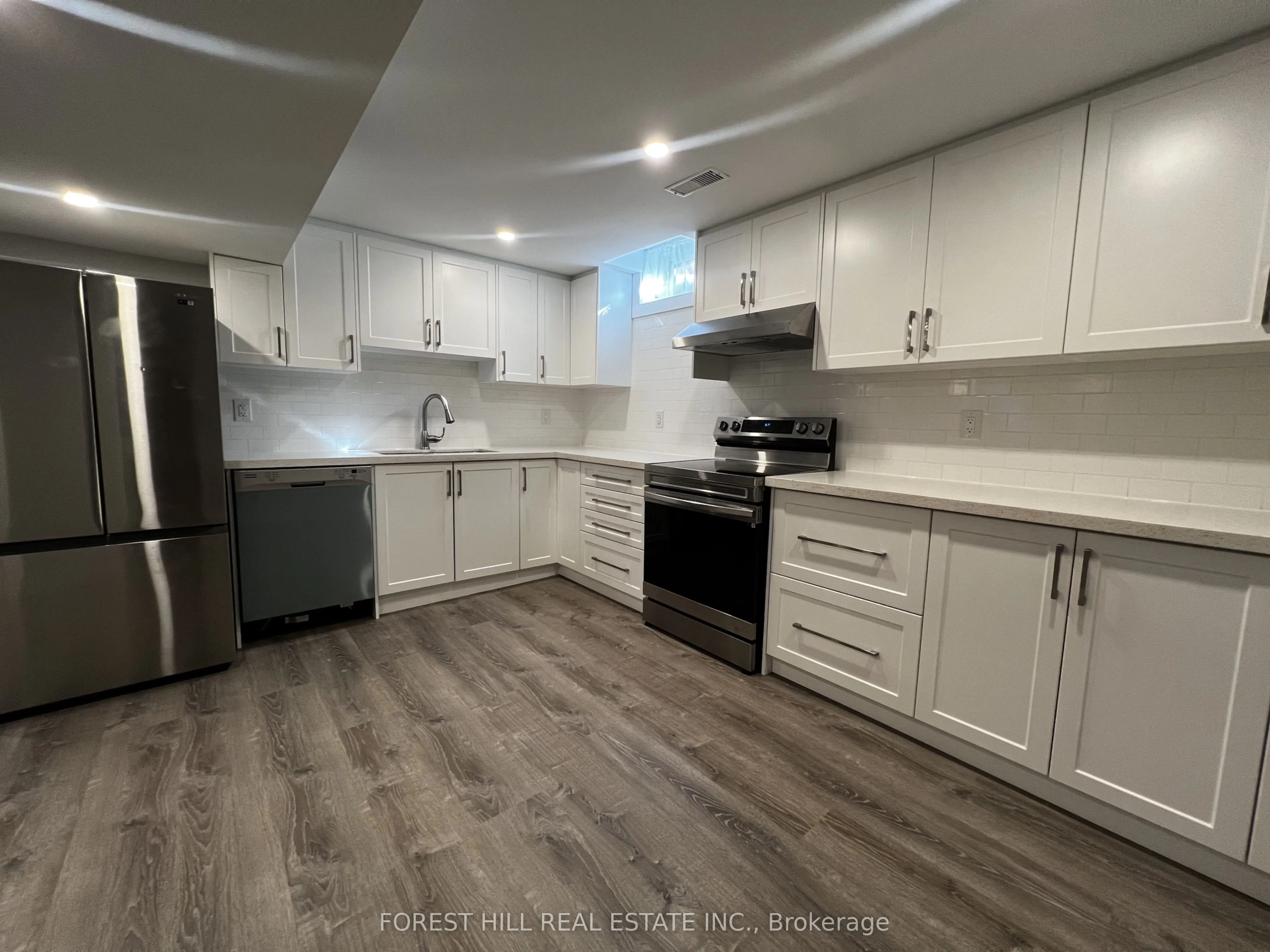 181 Johnson Street, #LOWER