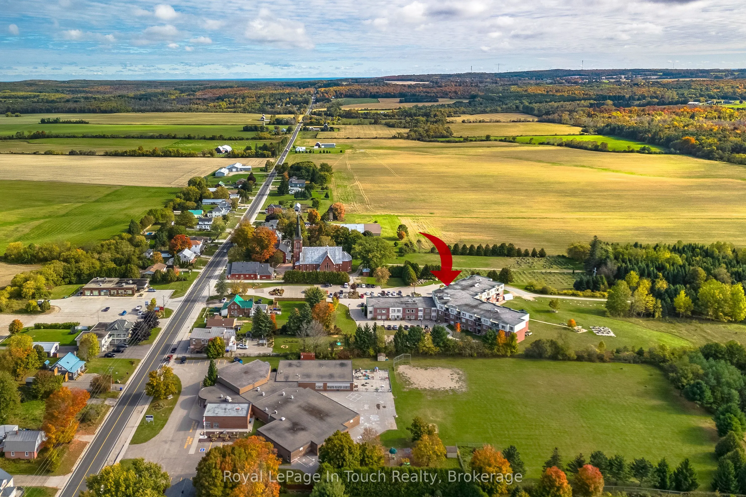 333 LAFONTAINE Road W, #310