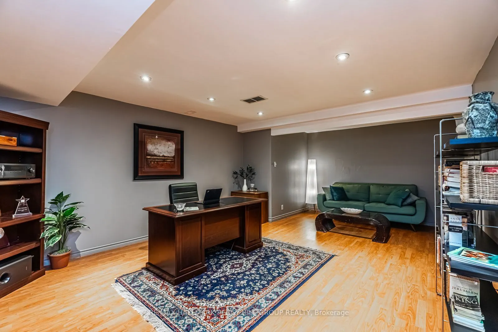 11 Bunker Place