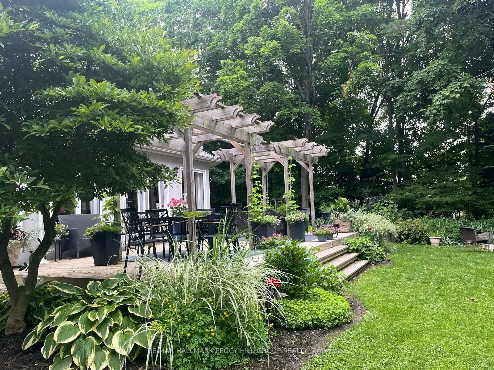 11 Bunker Place