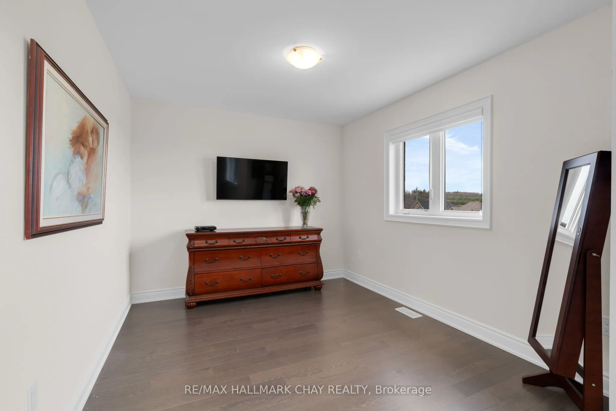 18 Cypress Point Street