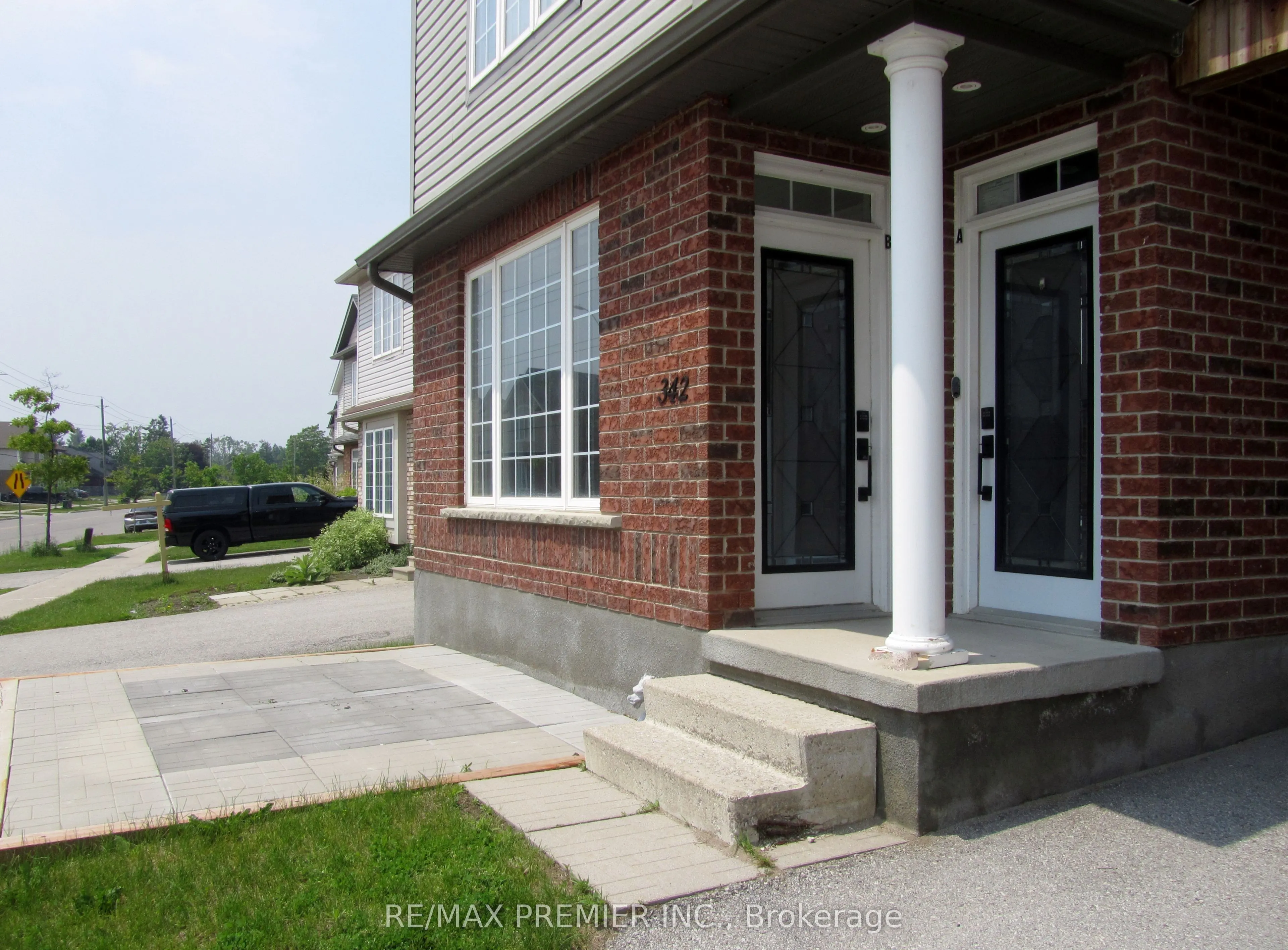 342 Edgehill Drive, #Unit B