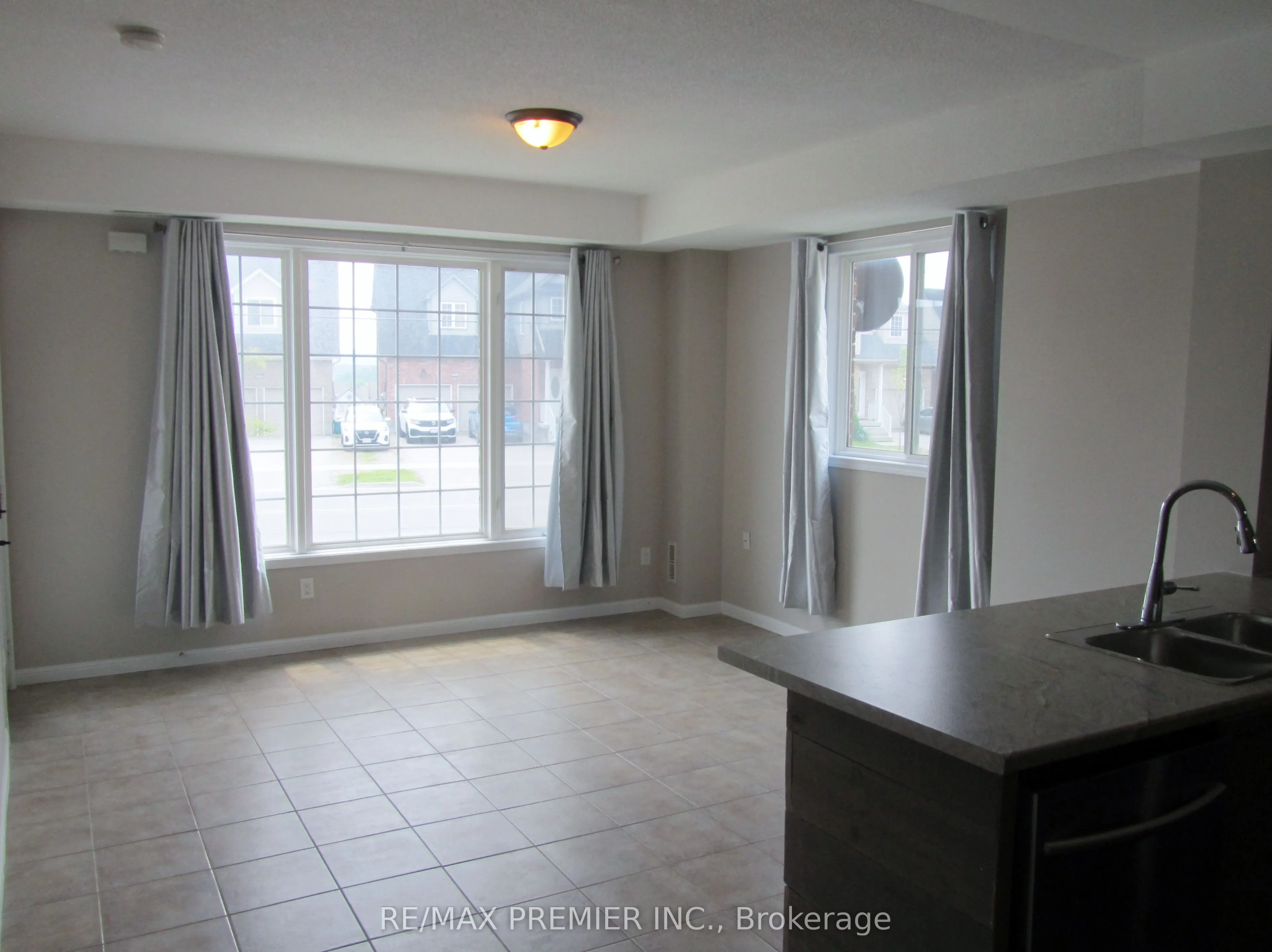 342 Edgehill Drive, #Unit B