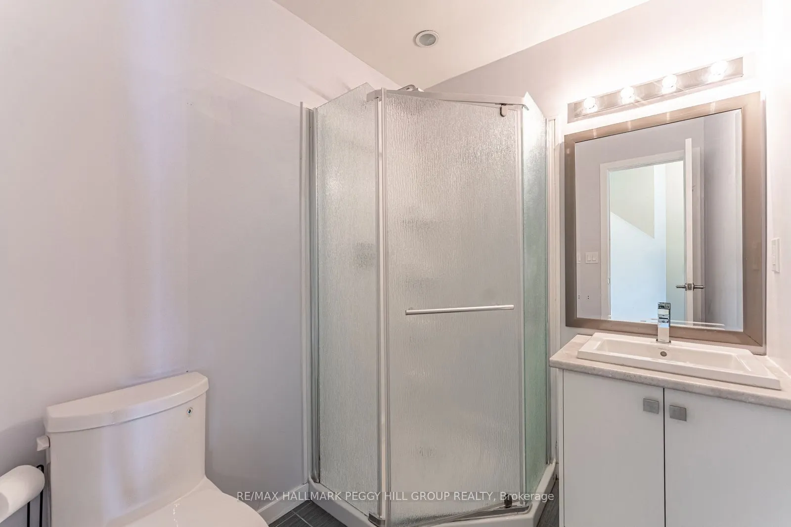 369 Essa Road, #14