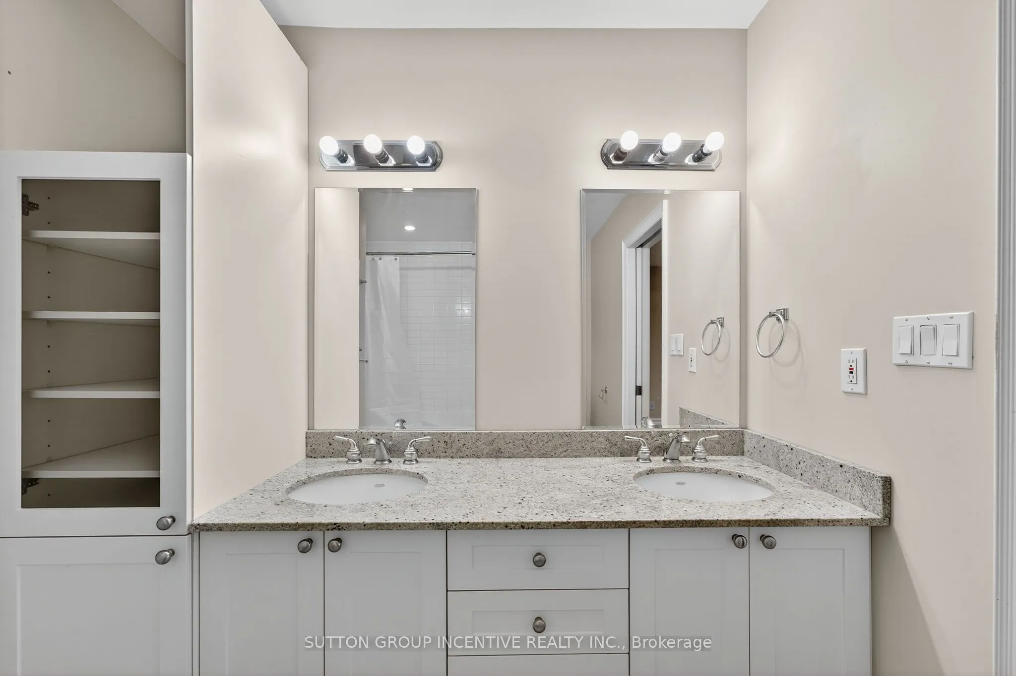 23 White Oaks Road, #5