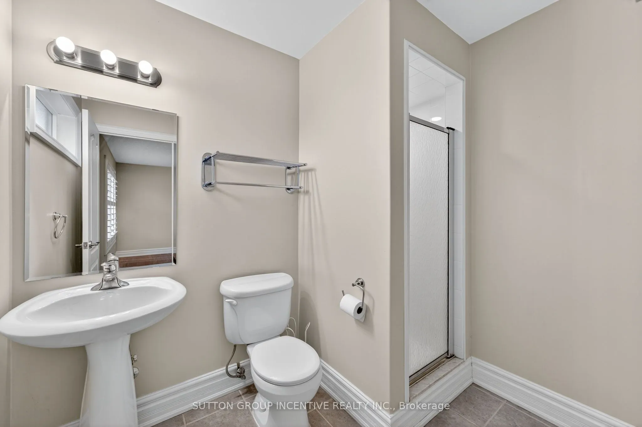 23 White Oaks Road, #5